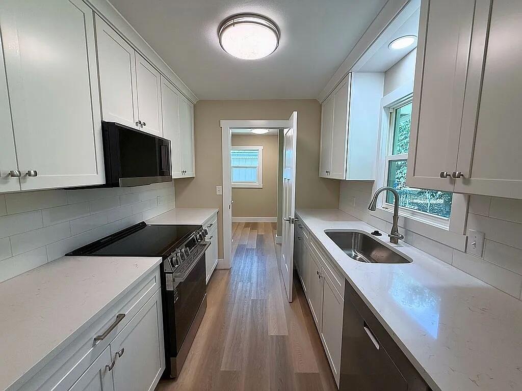 1527 East Hanover Street Property Photo 7