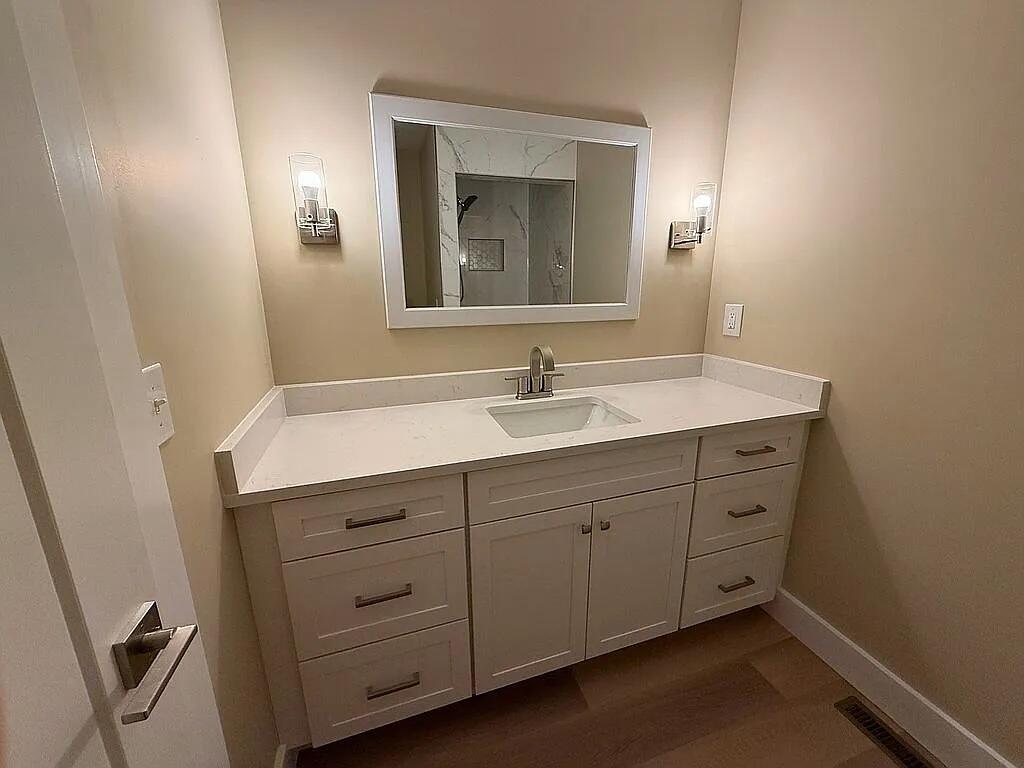1527 East Hanover Street Property Photo 19