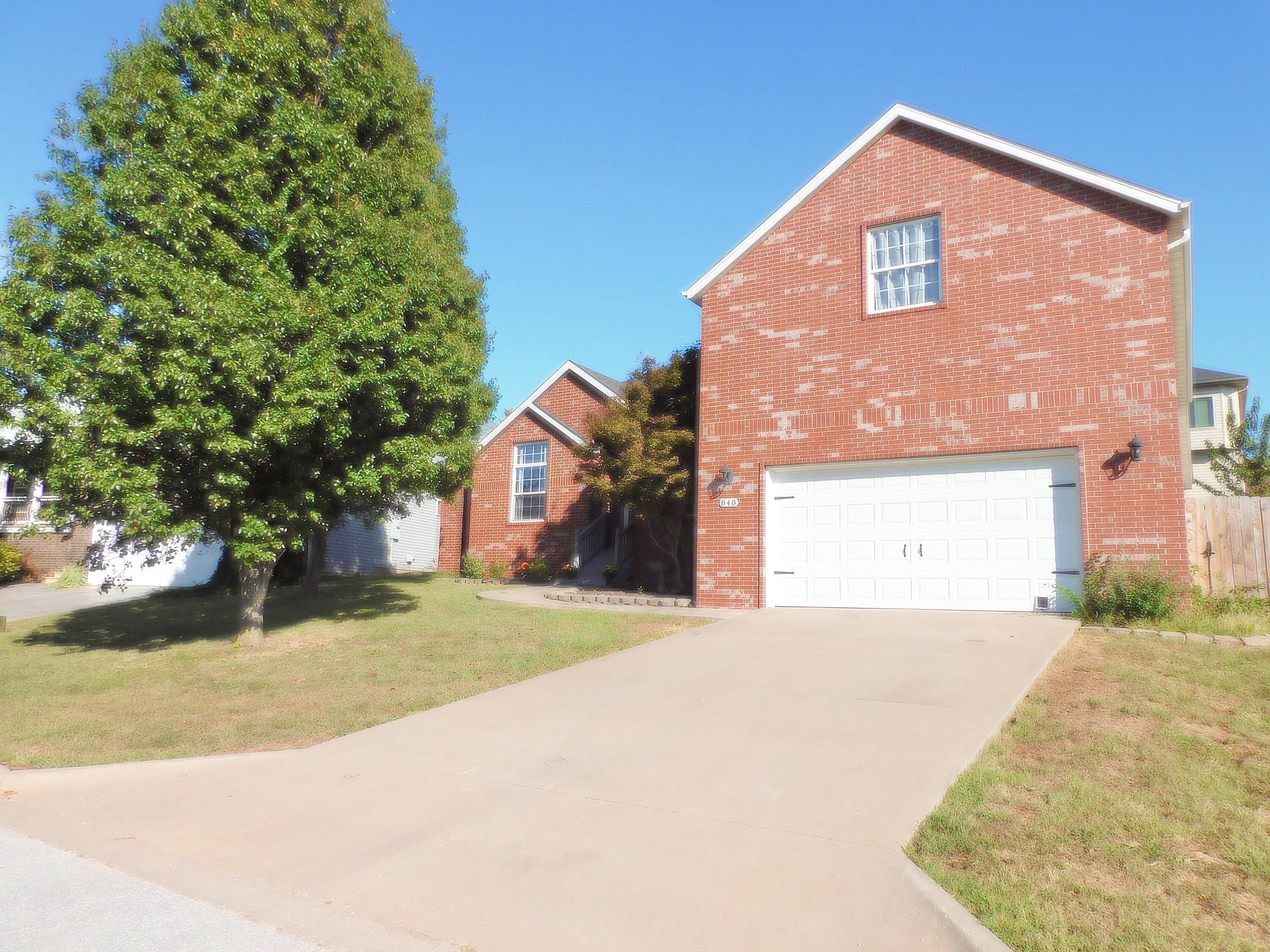 848 South Black Sands Avenue Property Photo 1