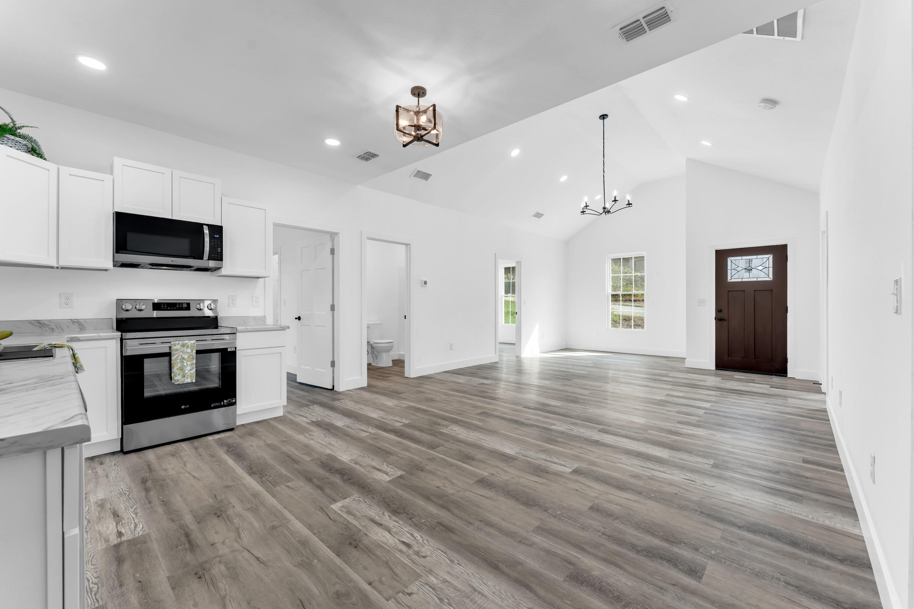 3003 Hawk Road Property Photo 12