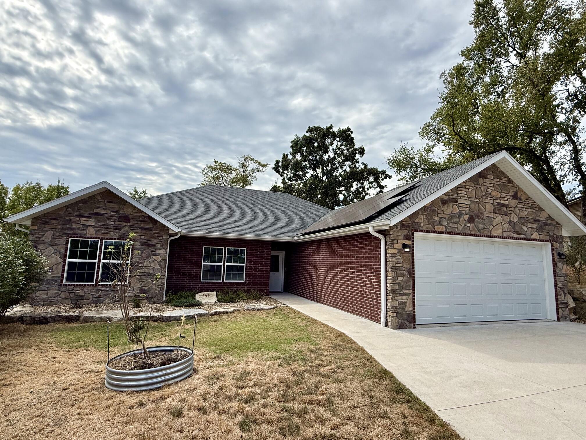 168 Crab Tree Lane Property Photo 1