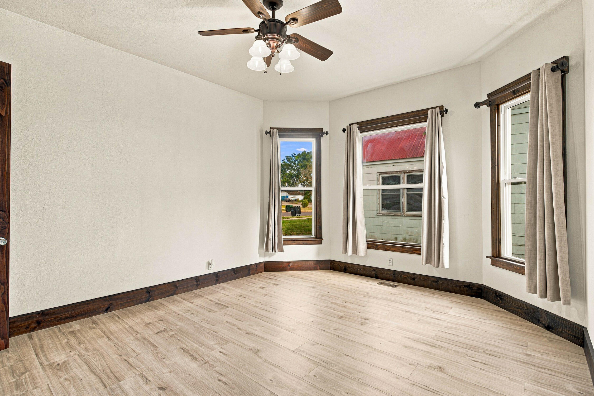 508 4th Street Property Photo 13
