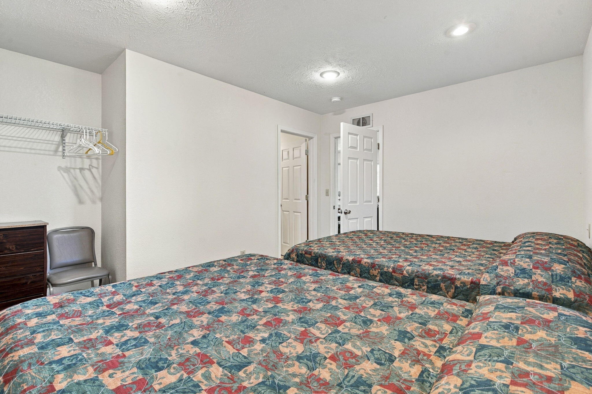152 & 154 Deep Water Circle Property Photo 10