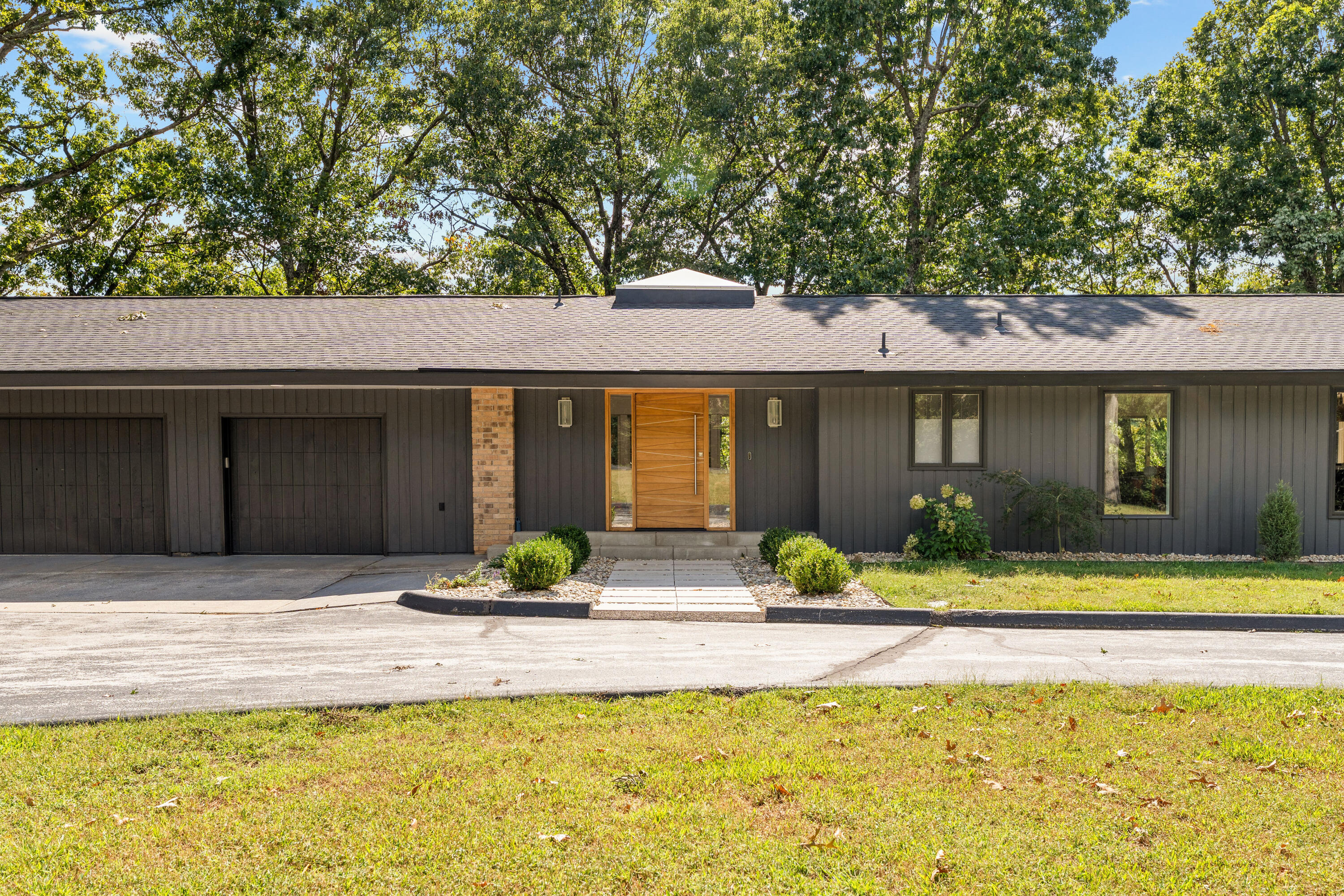7353 East Fr 148 Property Photo 4