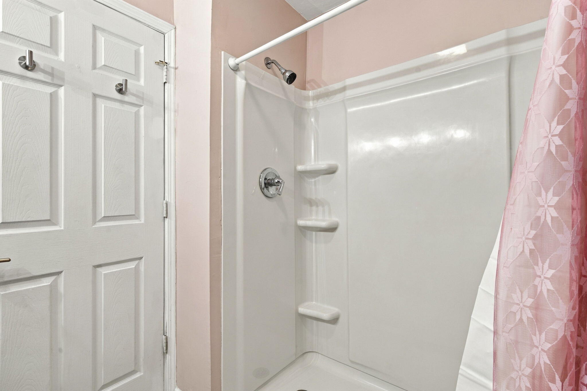 292 Lakeside Drive Property Photo 20