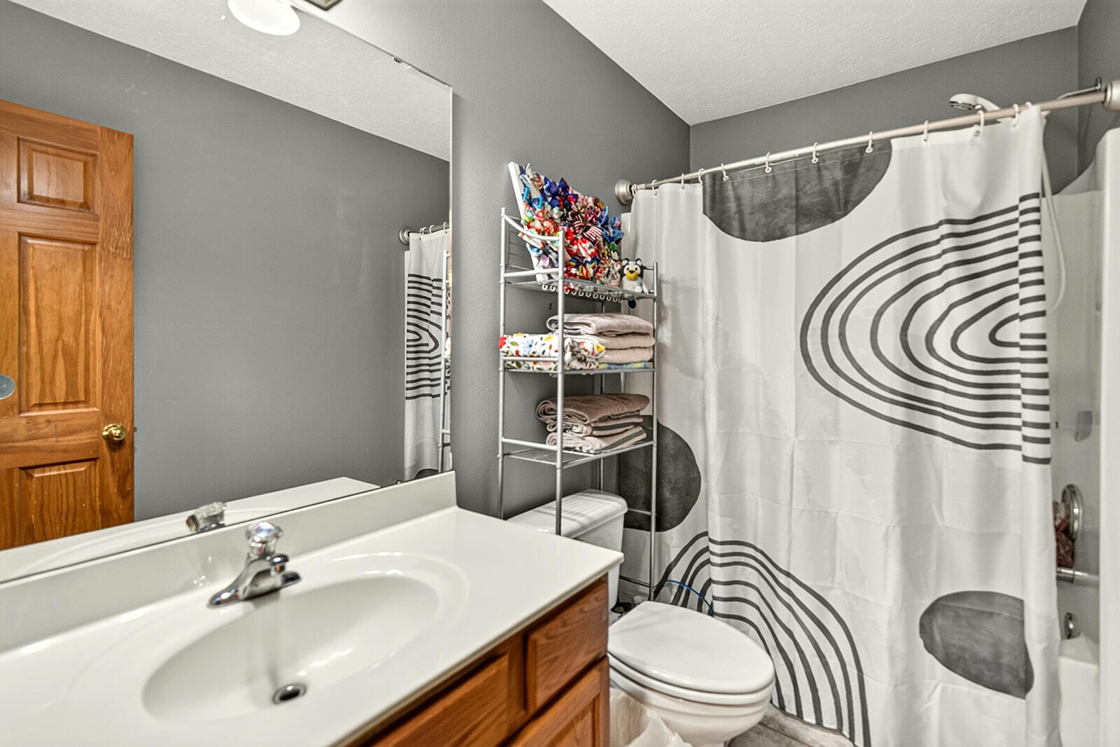 5761 South Fairview Avenue Property Photo 29