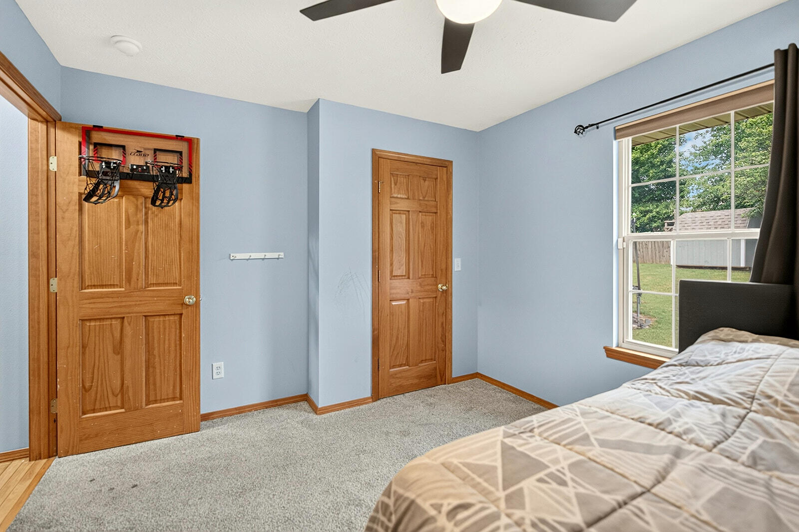 5761 South Fairview Avenue Property Photo 31