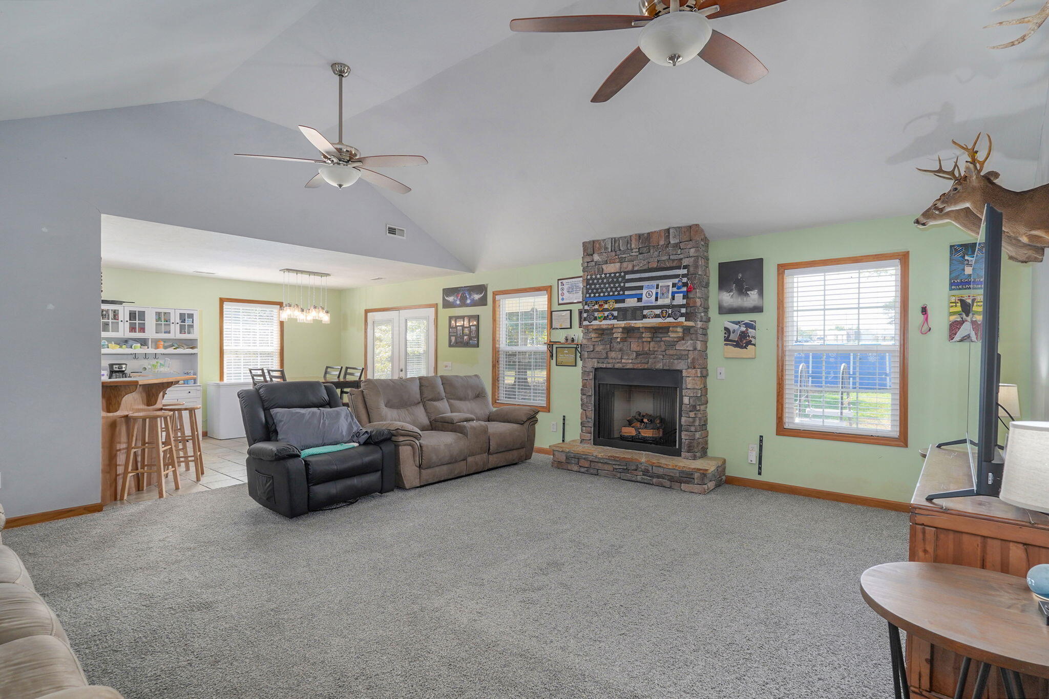 417 North Sunset Avenue Property Photo 8