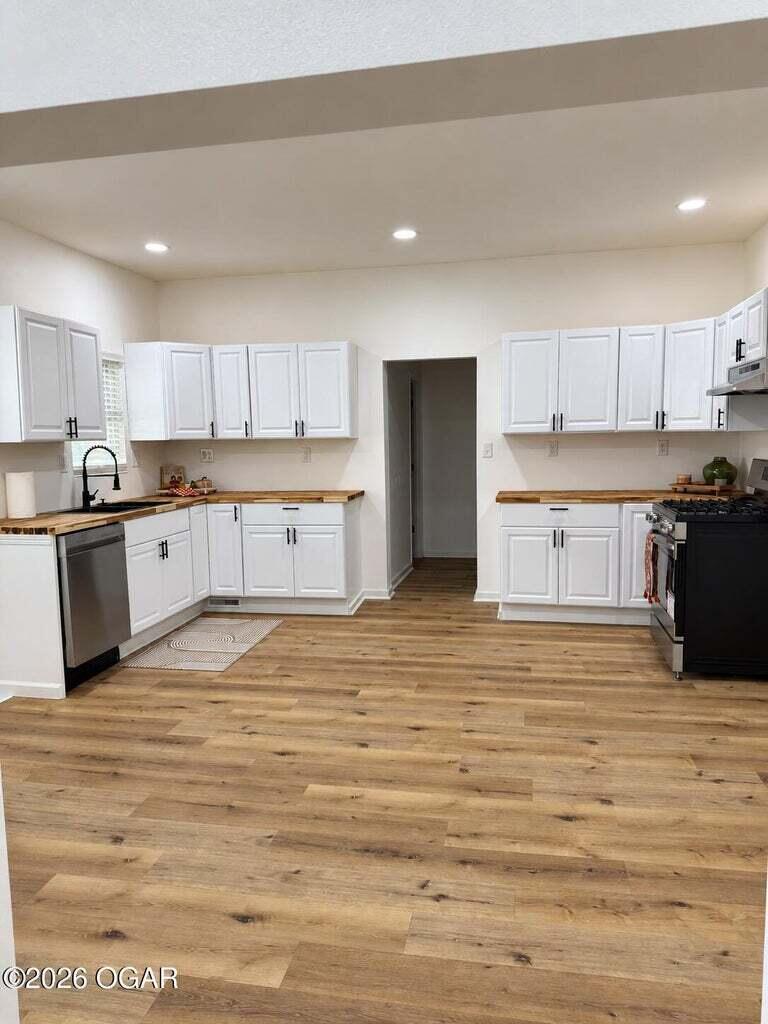 2650 East 8th Street Property Photo 6