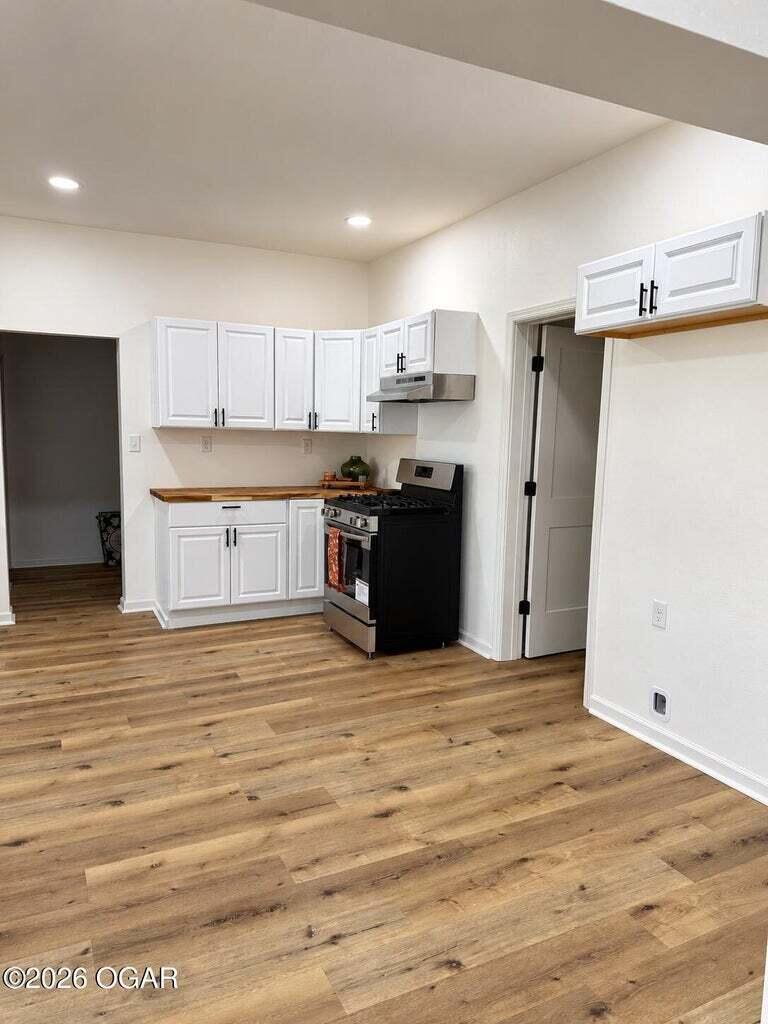 2650 East 8th Street Property Photo 8
