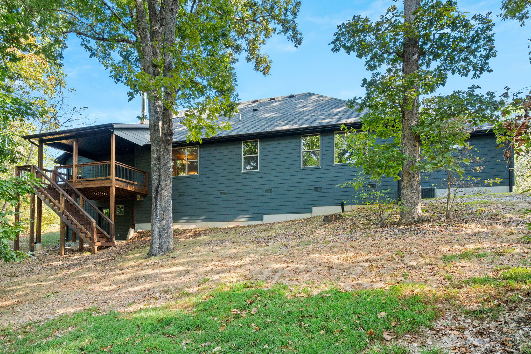 1800 Yoachum Drive Property Photo 3