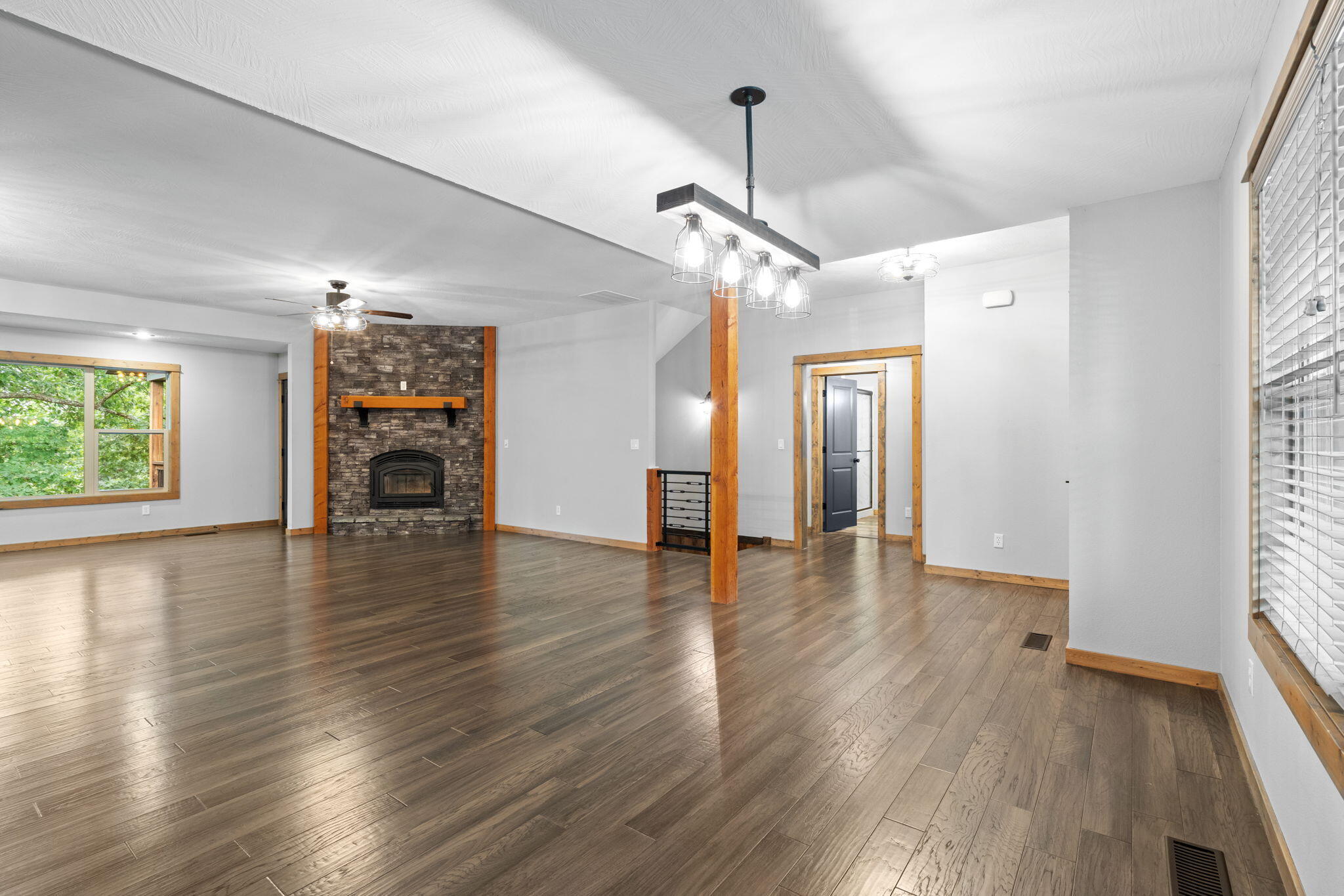 1800 Yoachum Drive Property Photo 12