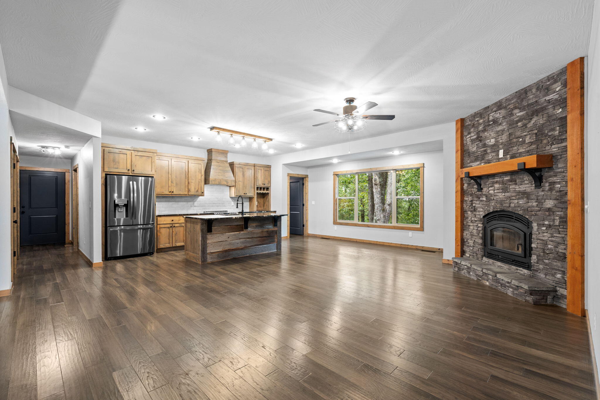 1800 Yoachum Drive Property Photo 14