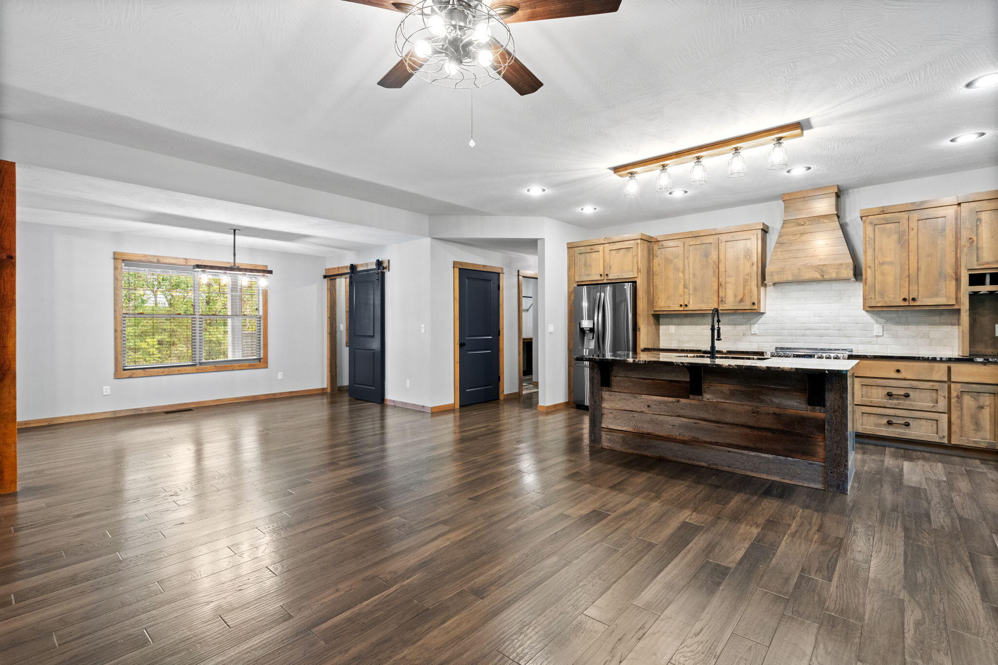 1800 Yoachum Drive Property Photo 15
