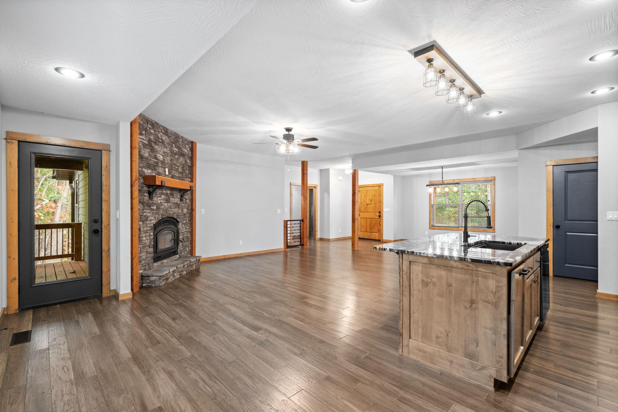 1800 Yoachum Drive Property Photo 16