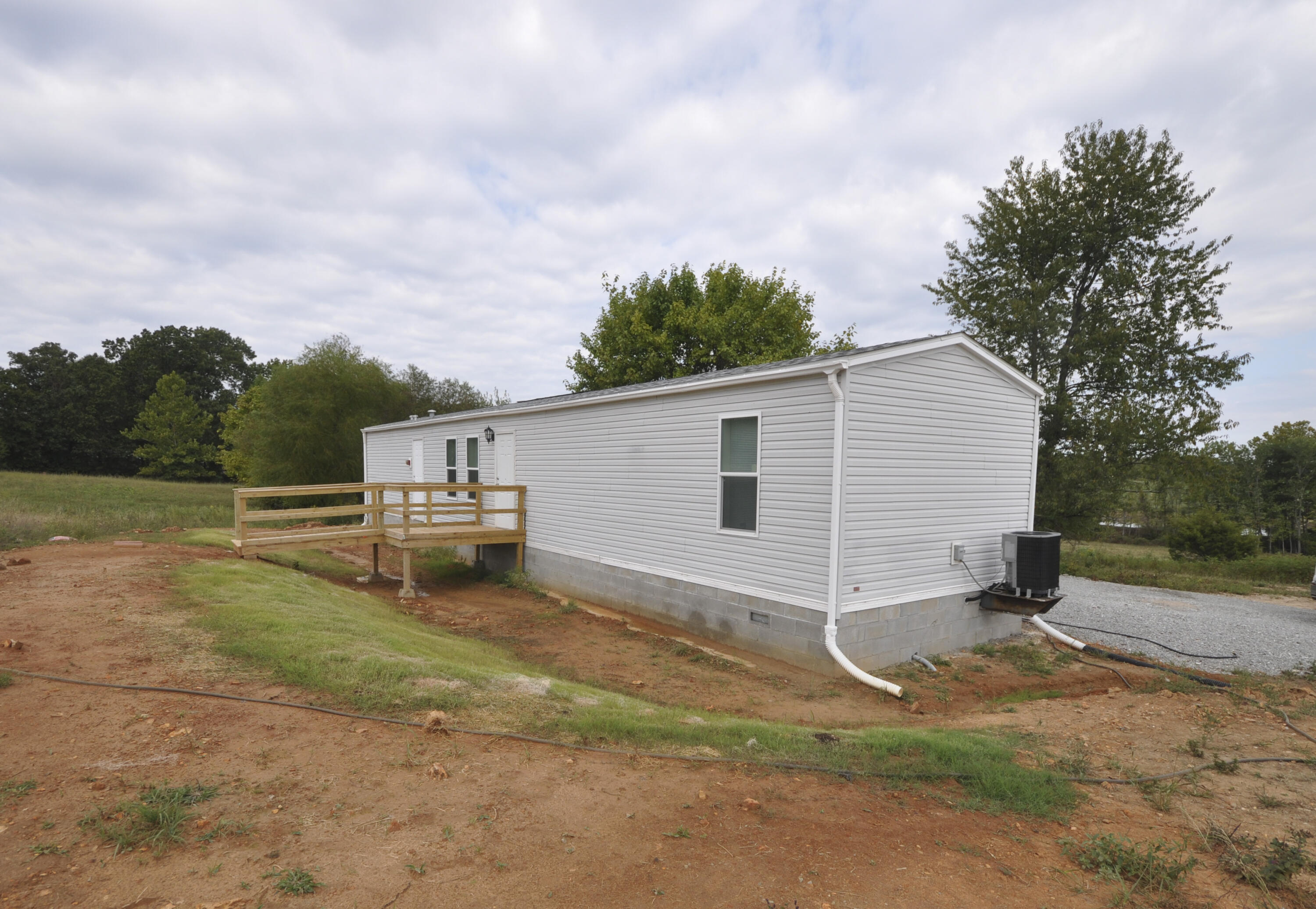 7641 Blockade Village North Property Photo 4