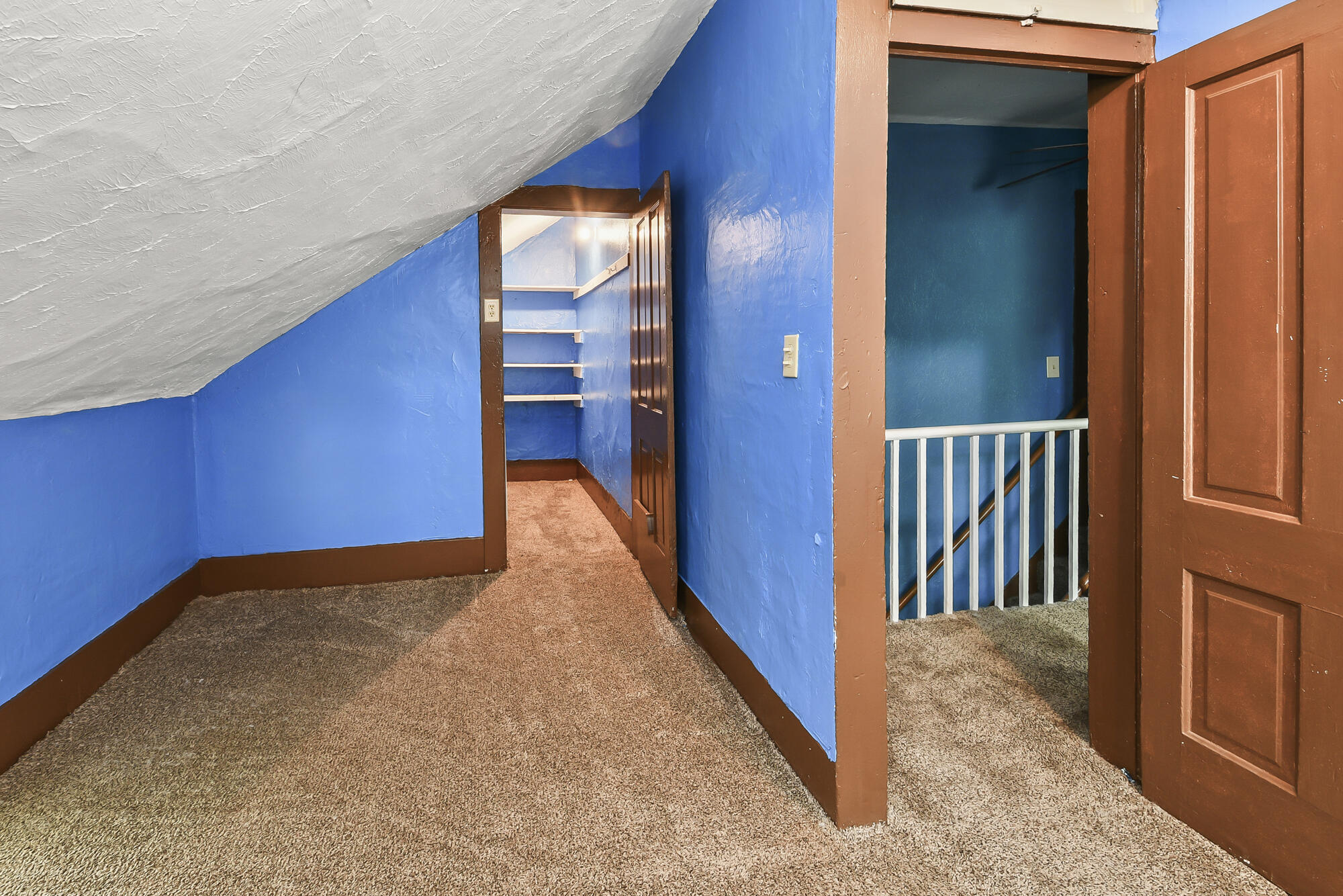 1908 North Robberson Avenue Property Photo 24
