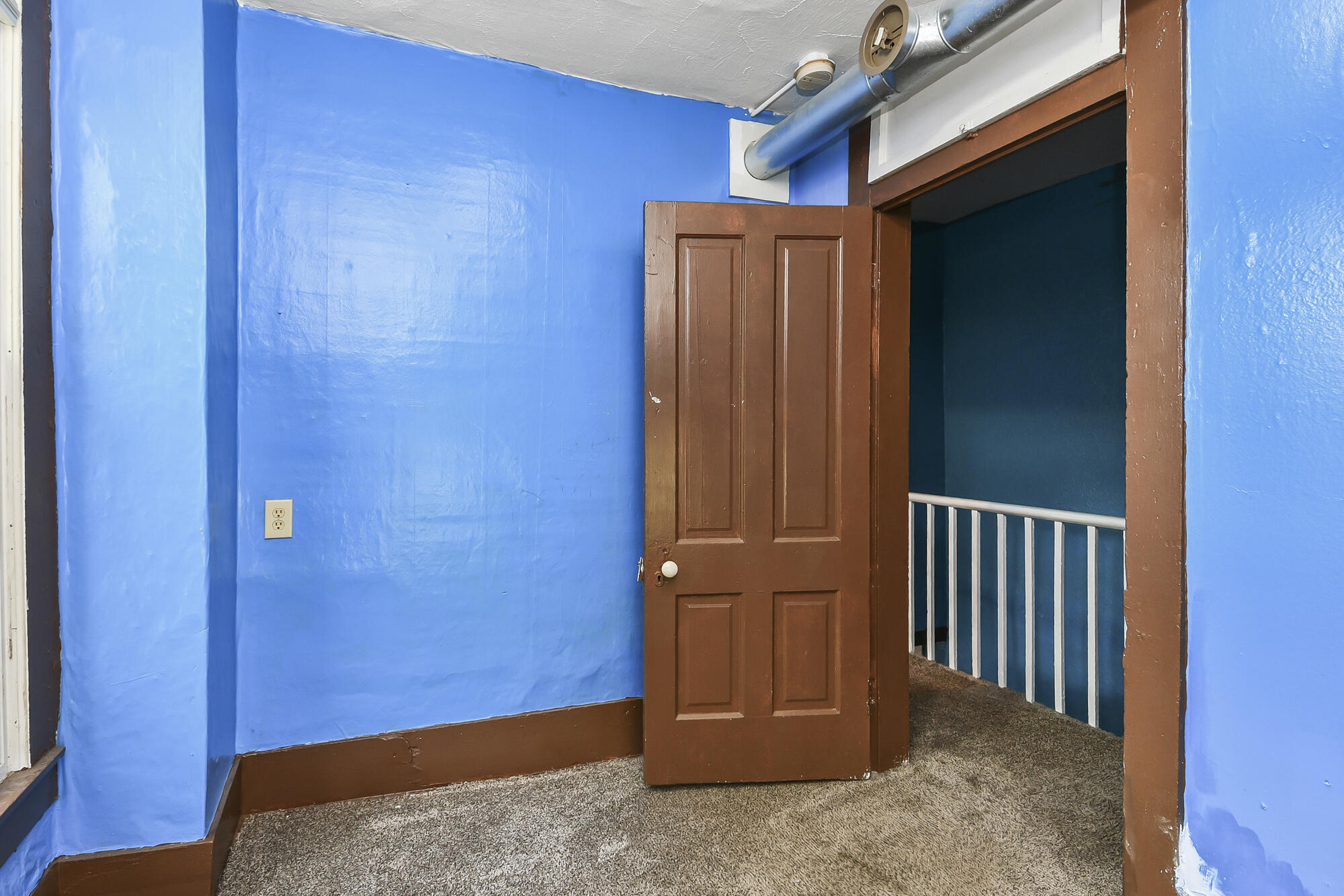 1908 North Robberson Avenue Property Photo 26