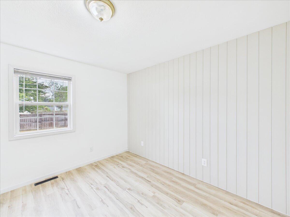 715 South Chestnut Street Property Photo 35