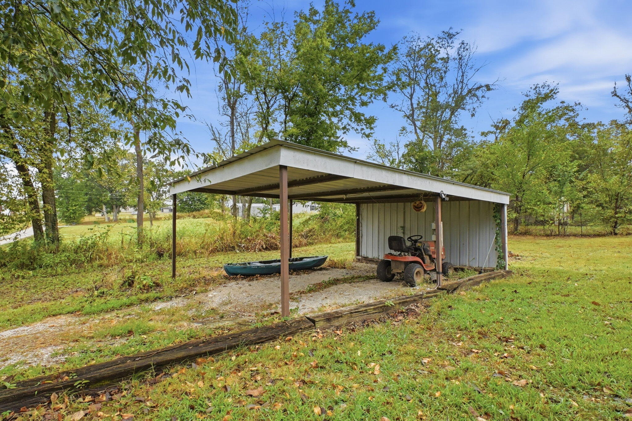 5307 South 55th Road Property Photo 3