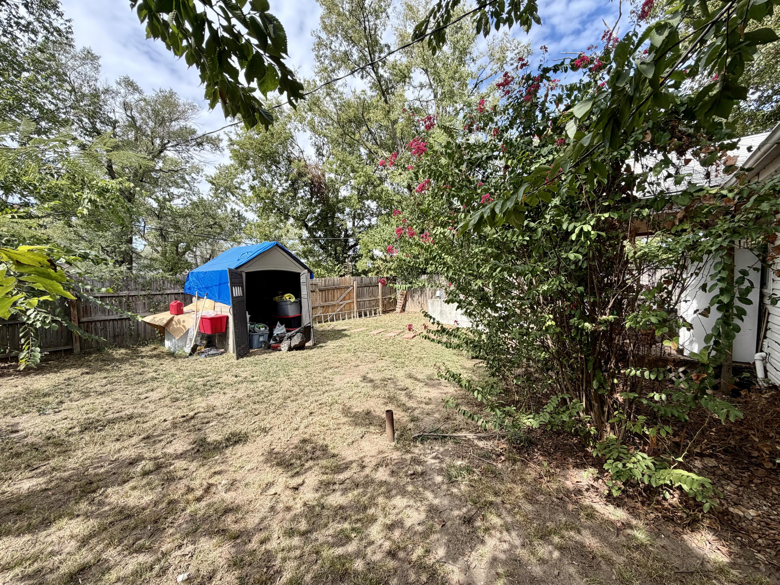 414 South Highland Avenue Property Photo 21
