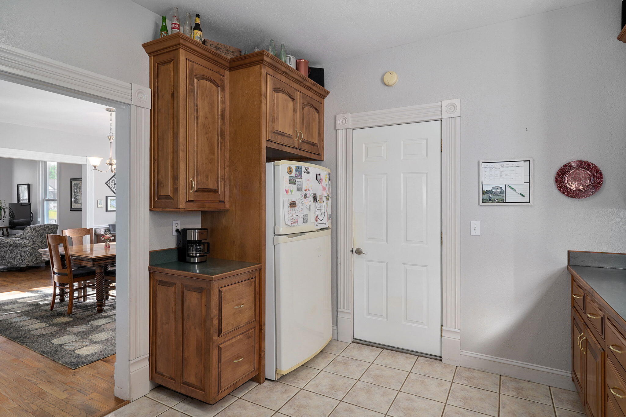527 Center Street Property Photo 16