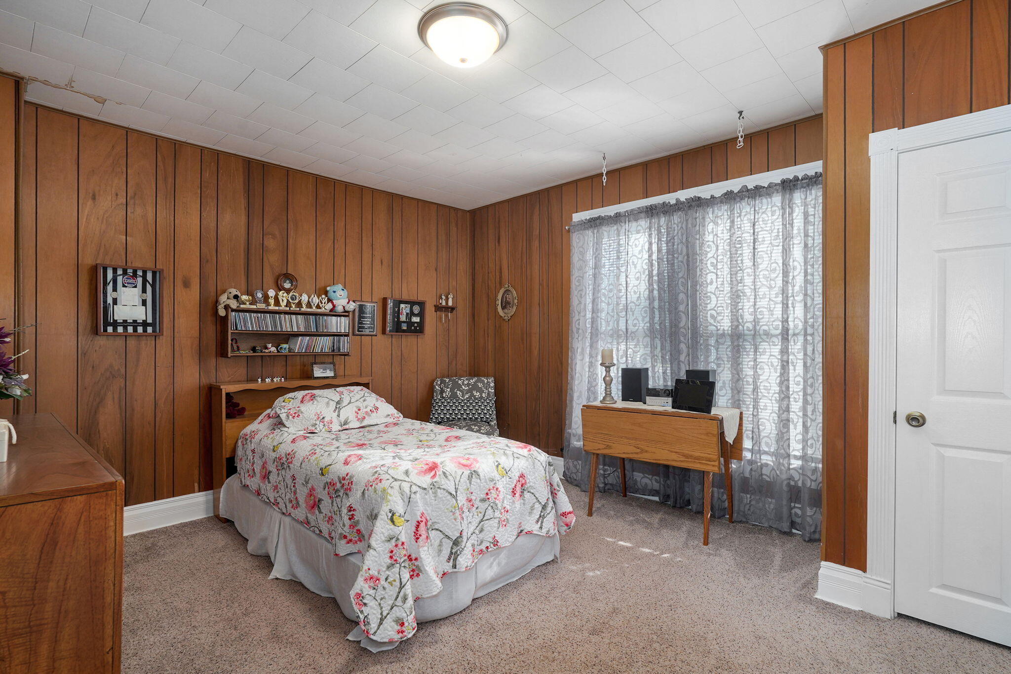 527 Center Street Property Photo 21