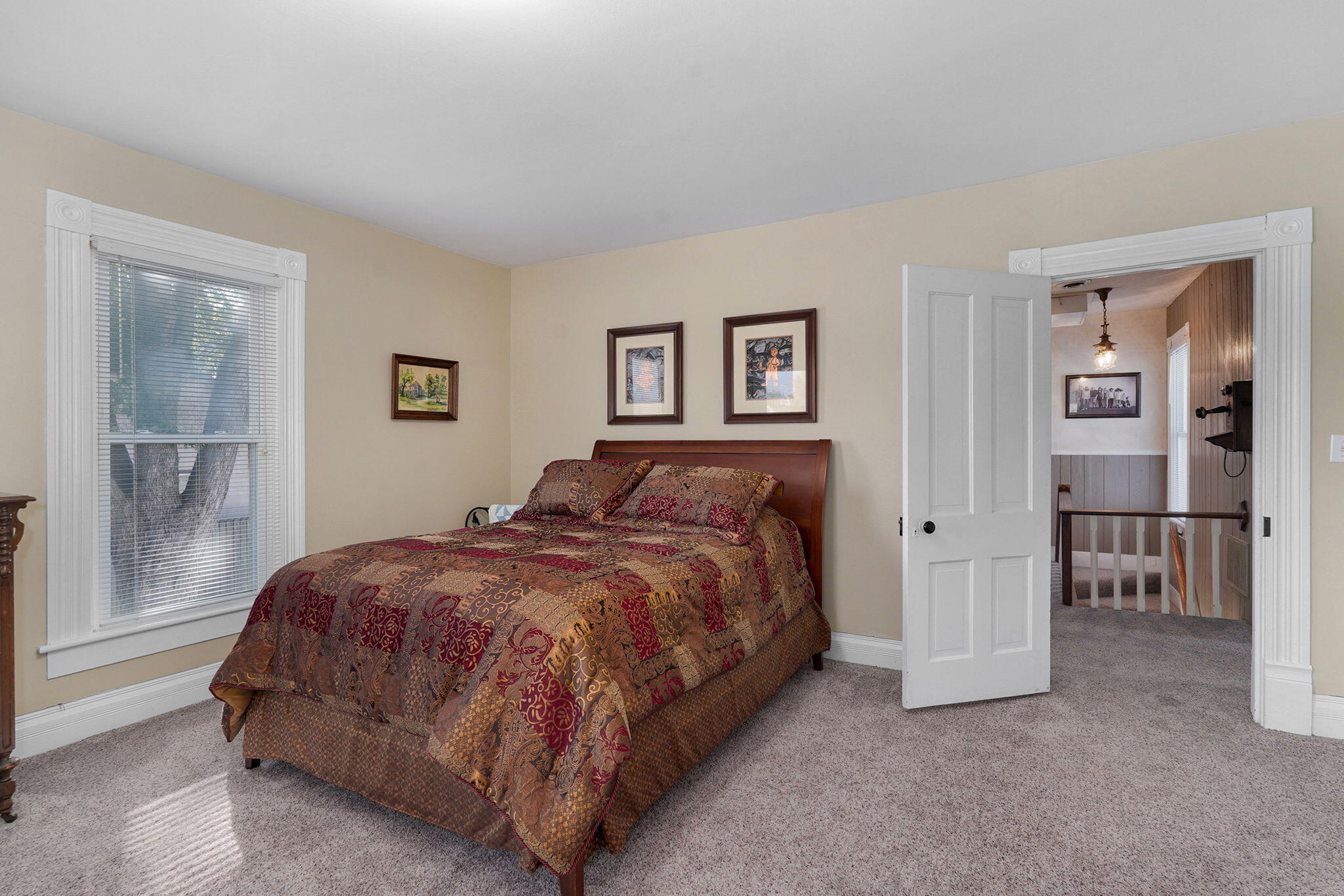 527 Center Street Property Photo 24