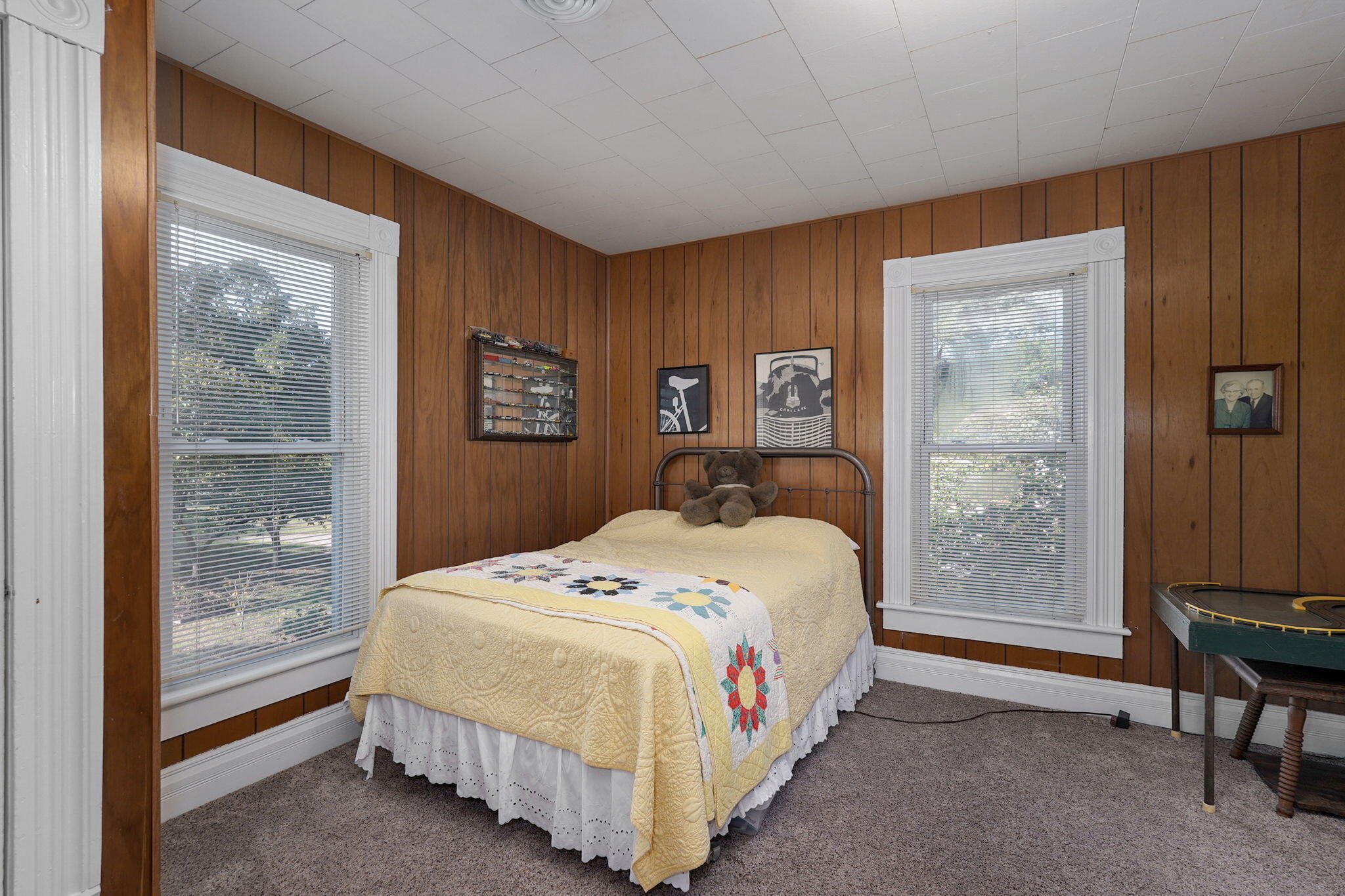 527 Center Street Property Photo 25
