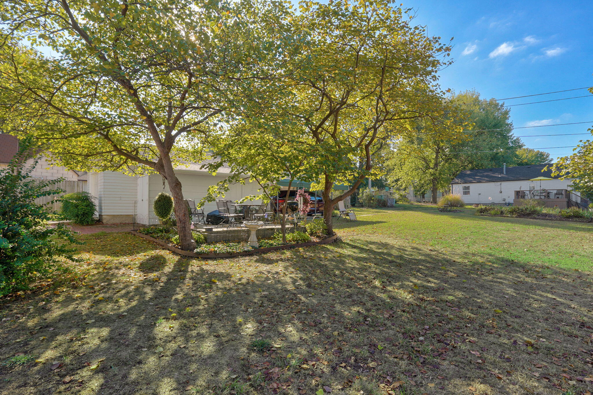 527 Center Street Property Photo 33