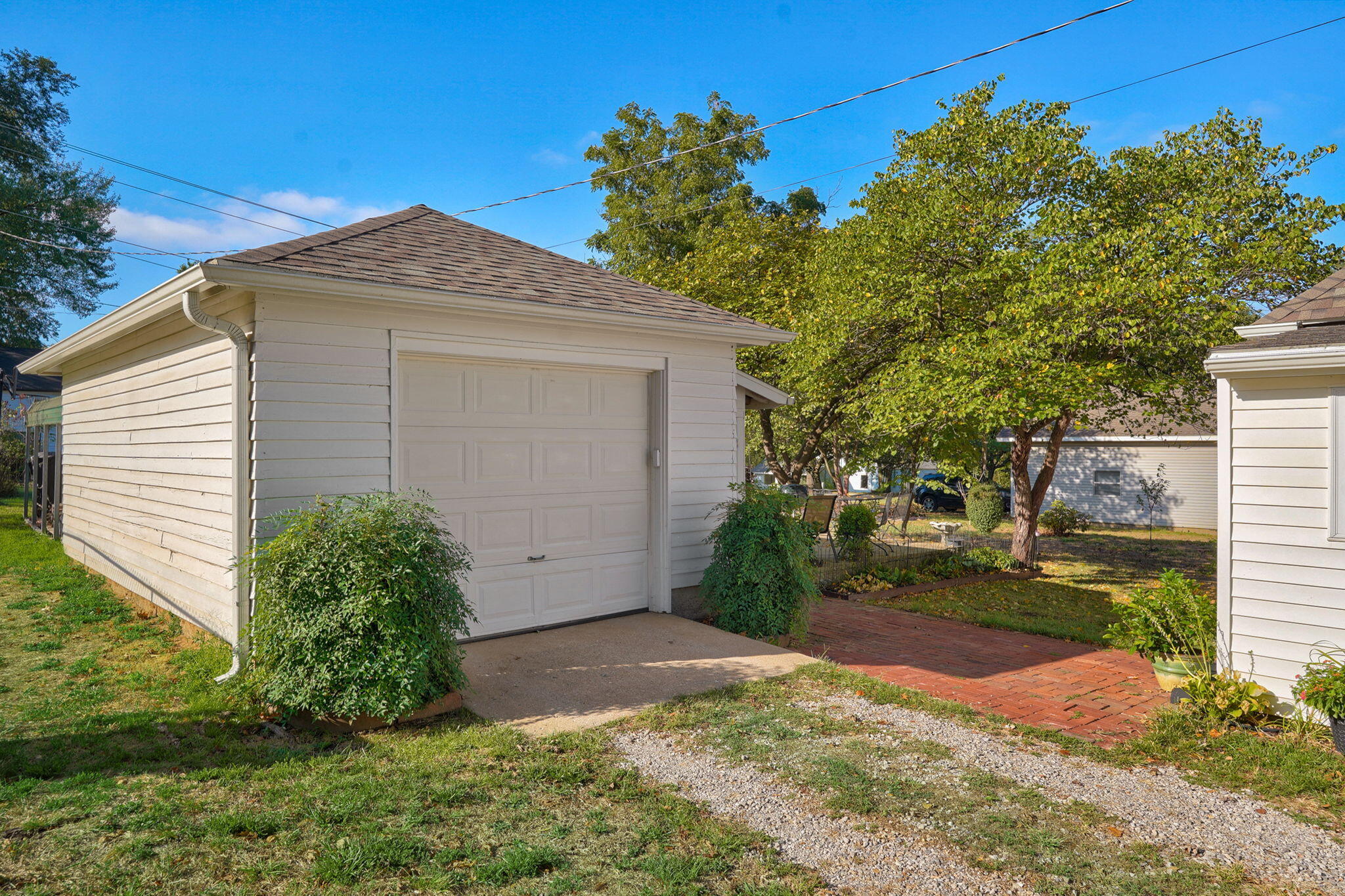 527 Center Street Property Photo 40