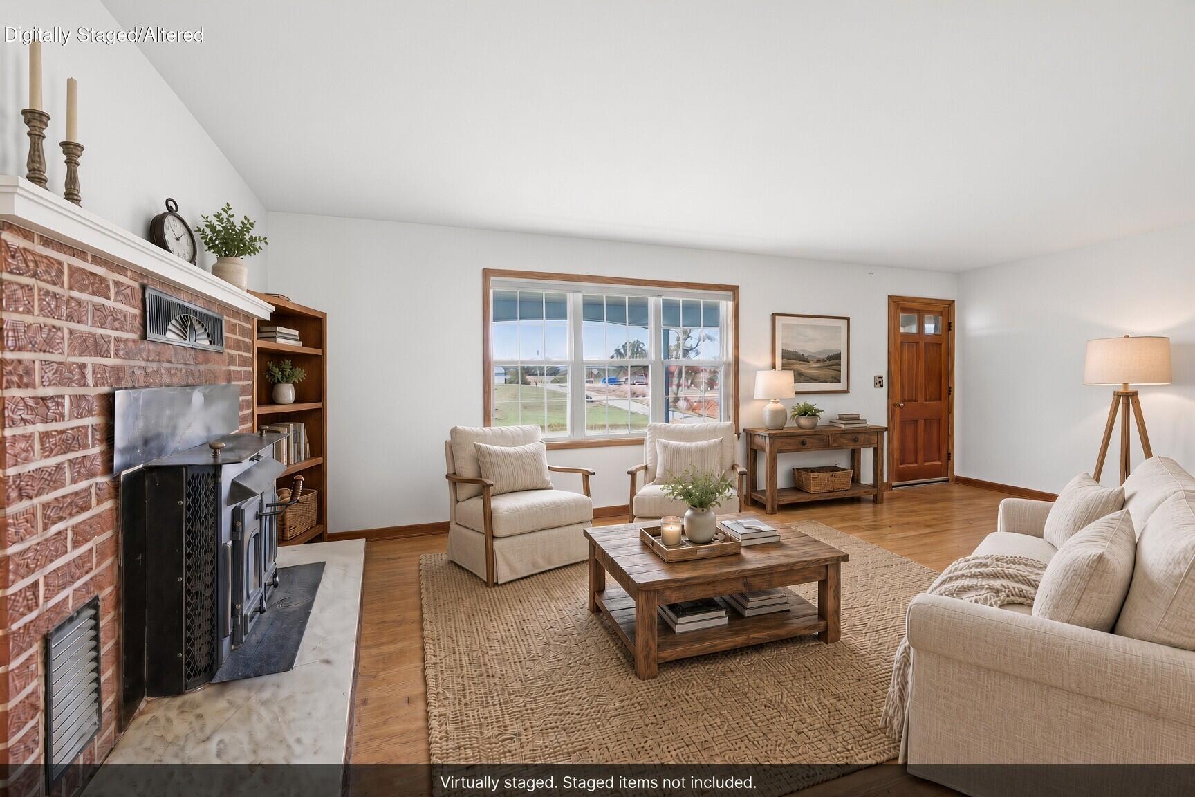 18059 Highway O Property Photo 5