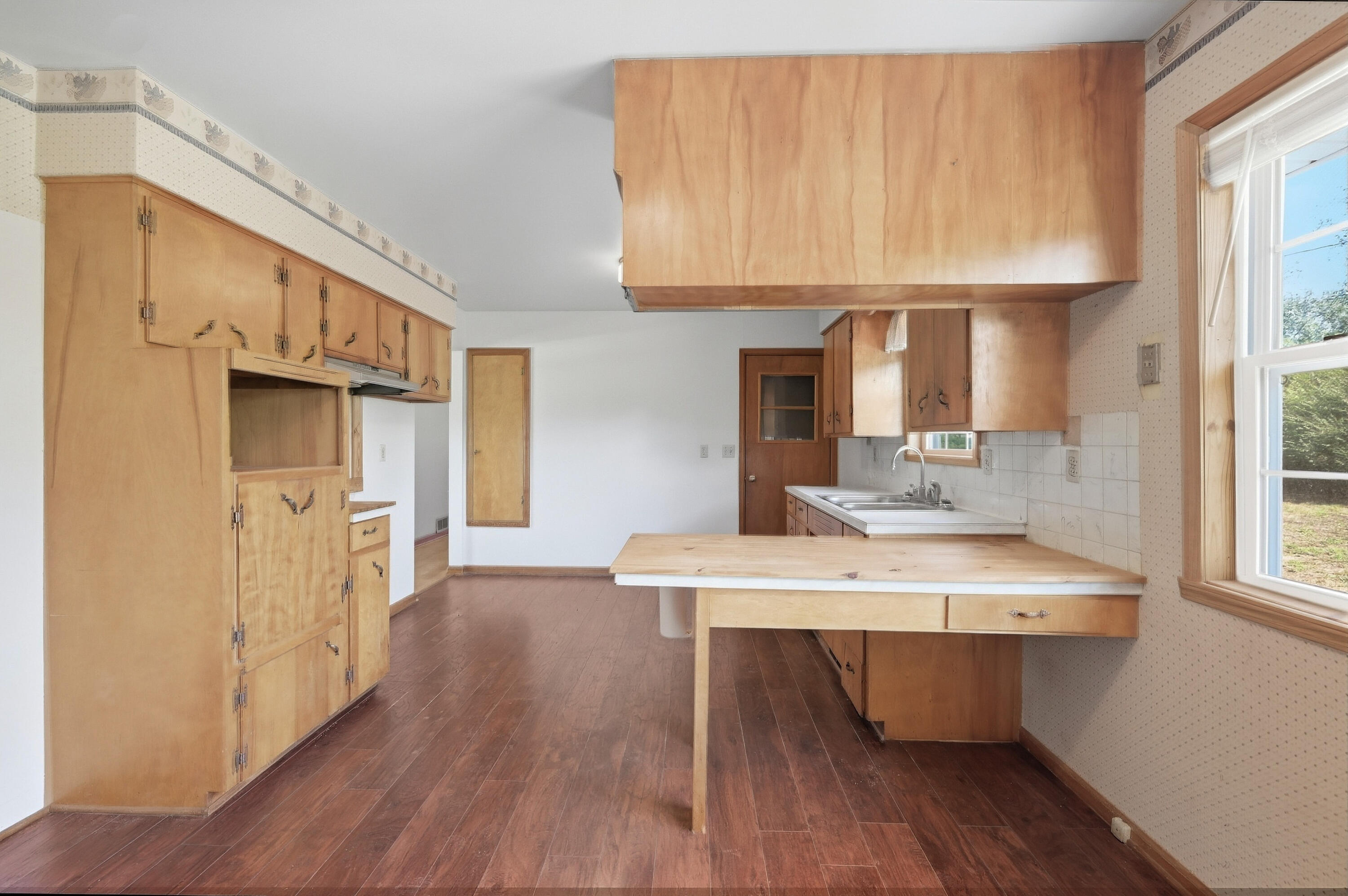 18059 Highway O Property Photo 15