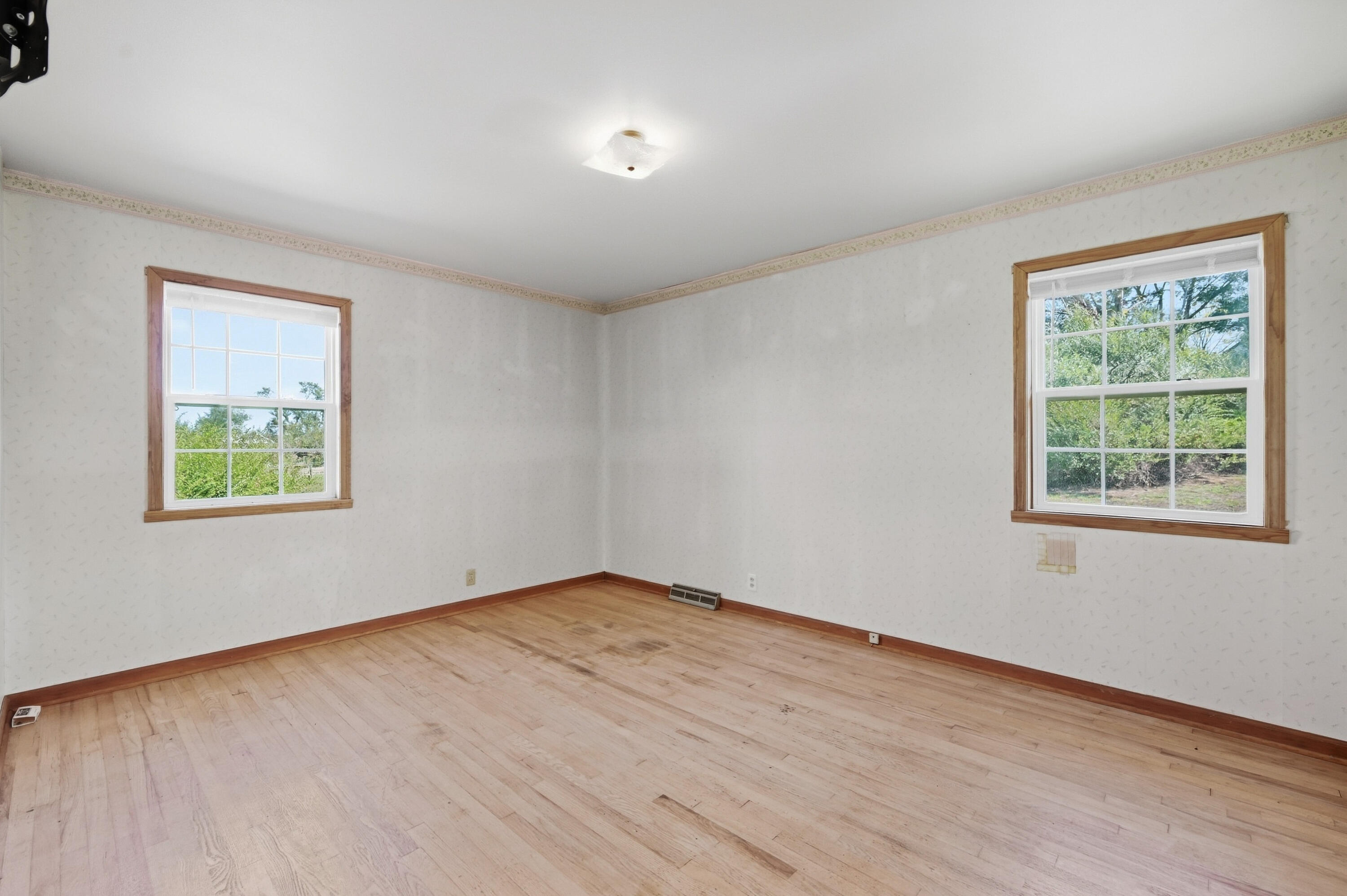 18059 Highway O Property Photo 19