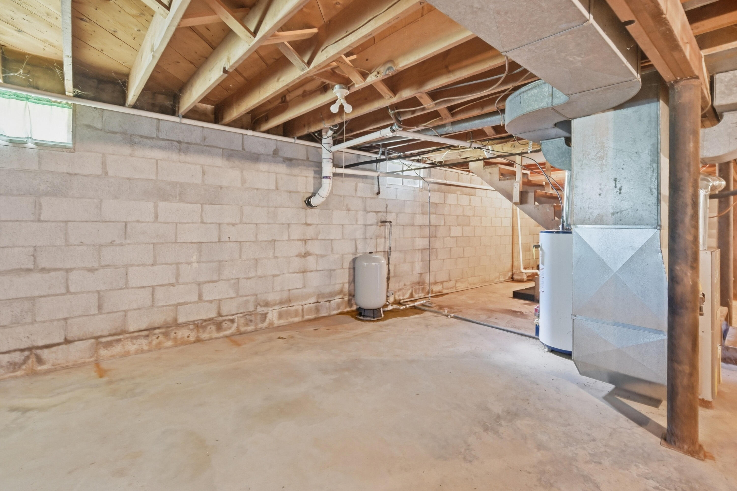 18059 Highway O Property Photo 35