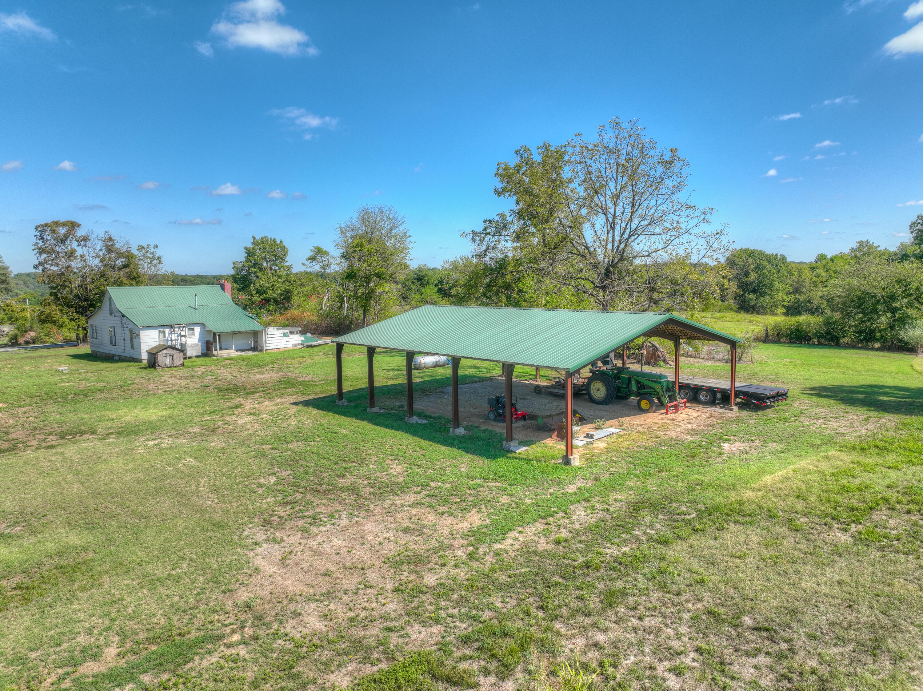18059 Highway O Property Photo 42