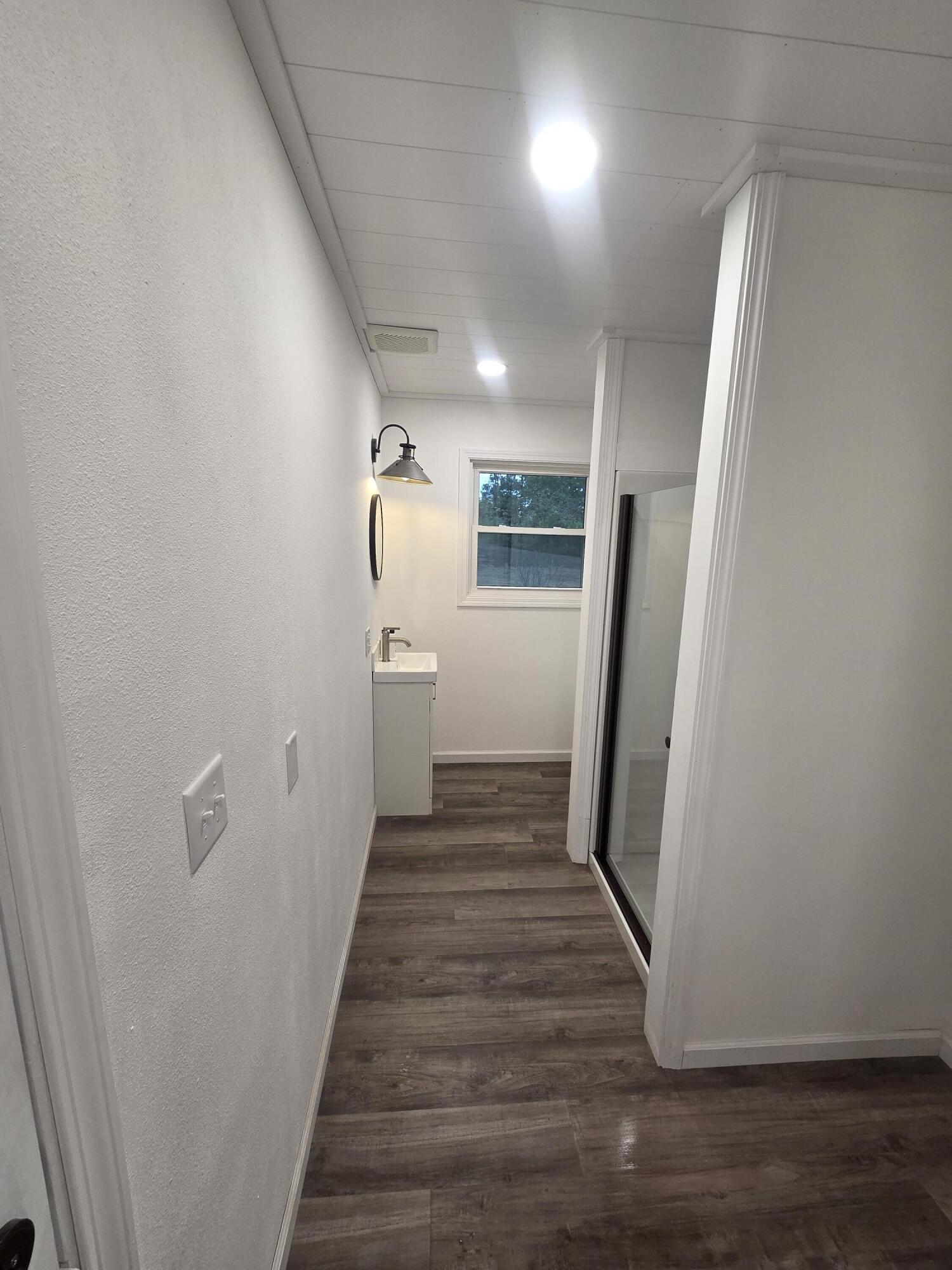 11880 Cypress Road Property Photo 6