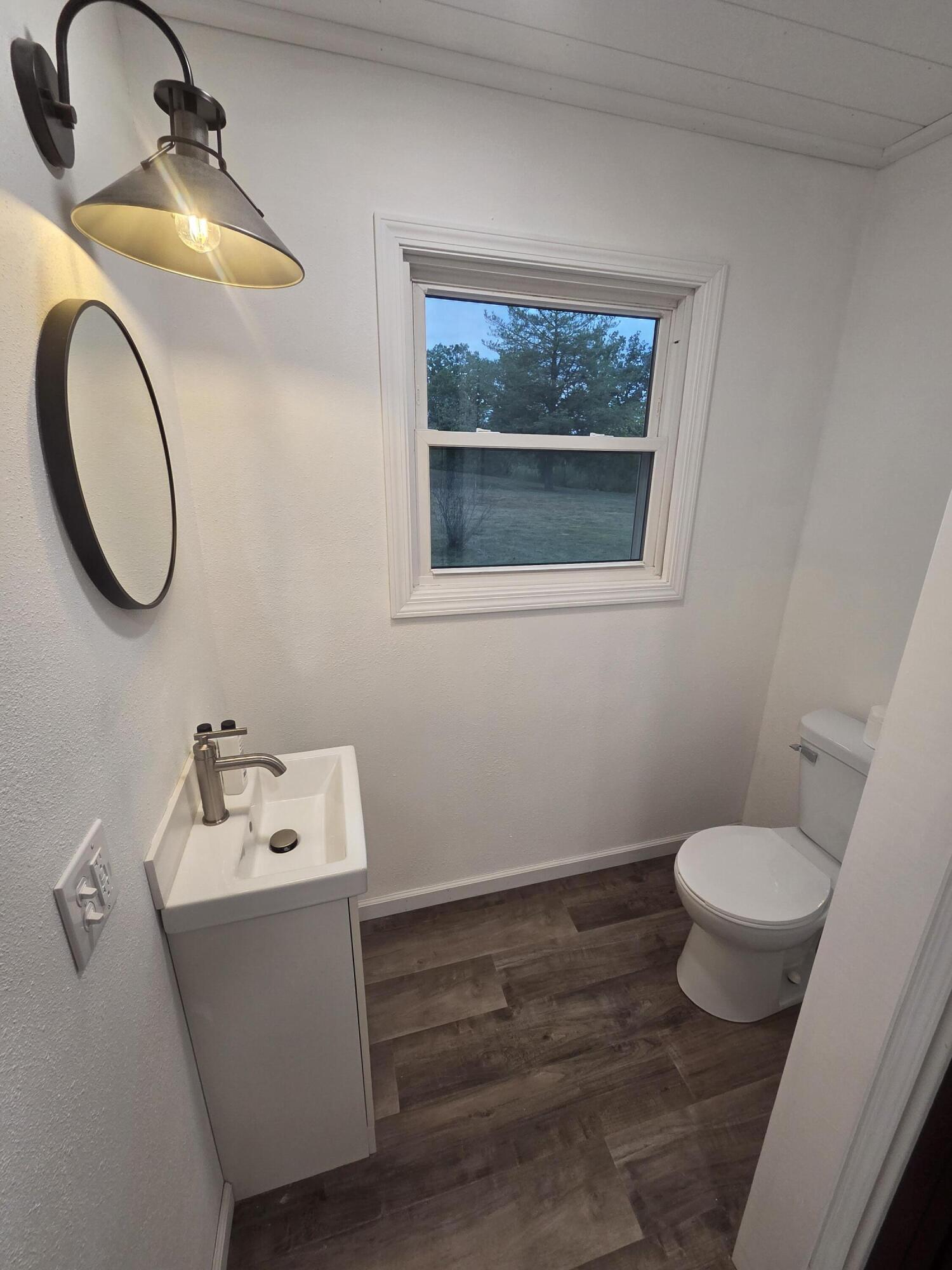 11880 Cypress Road Property Photo 8