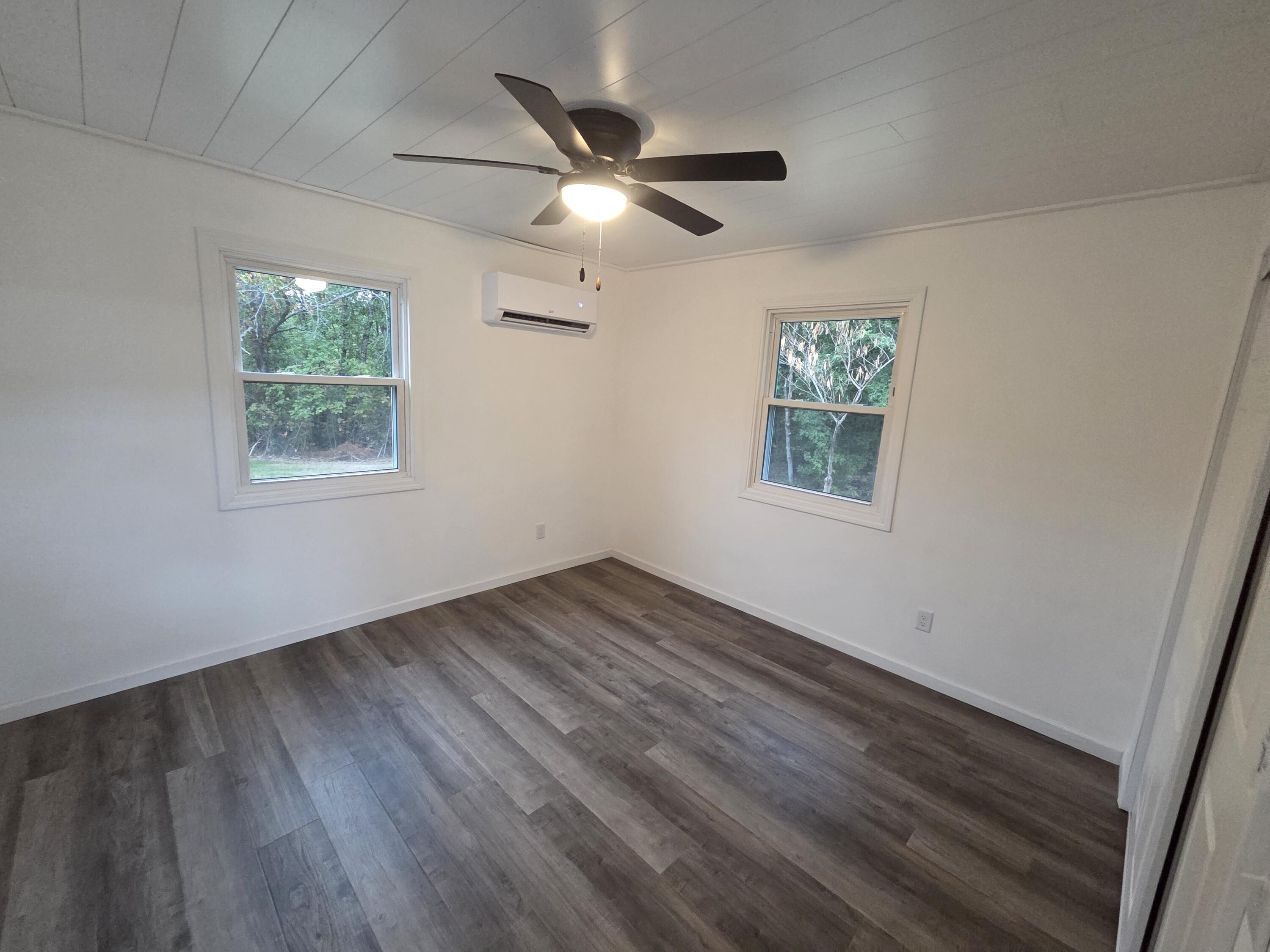 11880 Cypress Road Property Photo 10