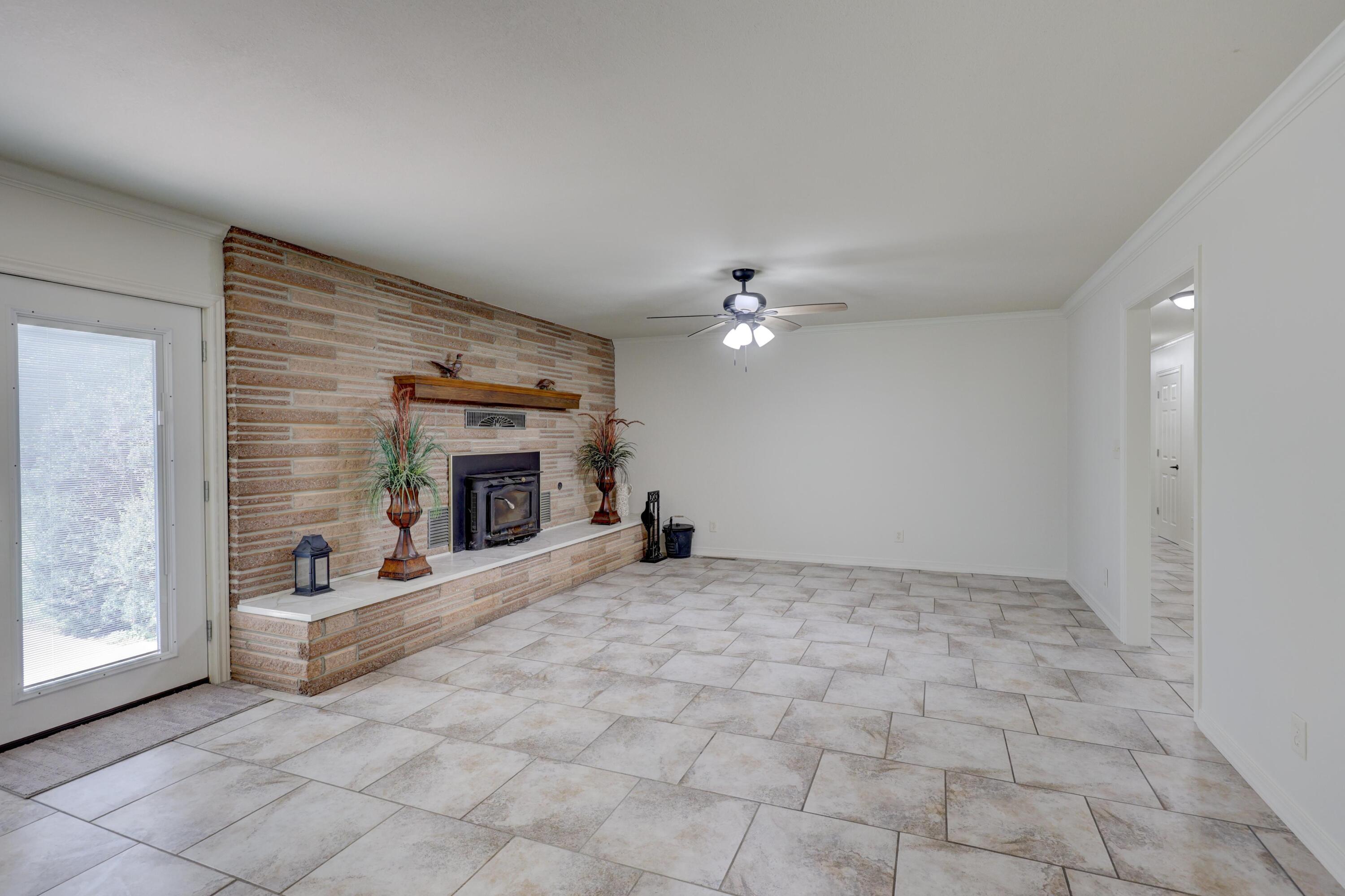 13200 Oregon Lane Property Photo 19
