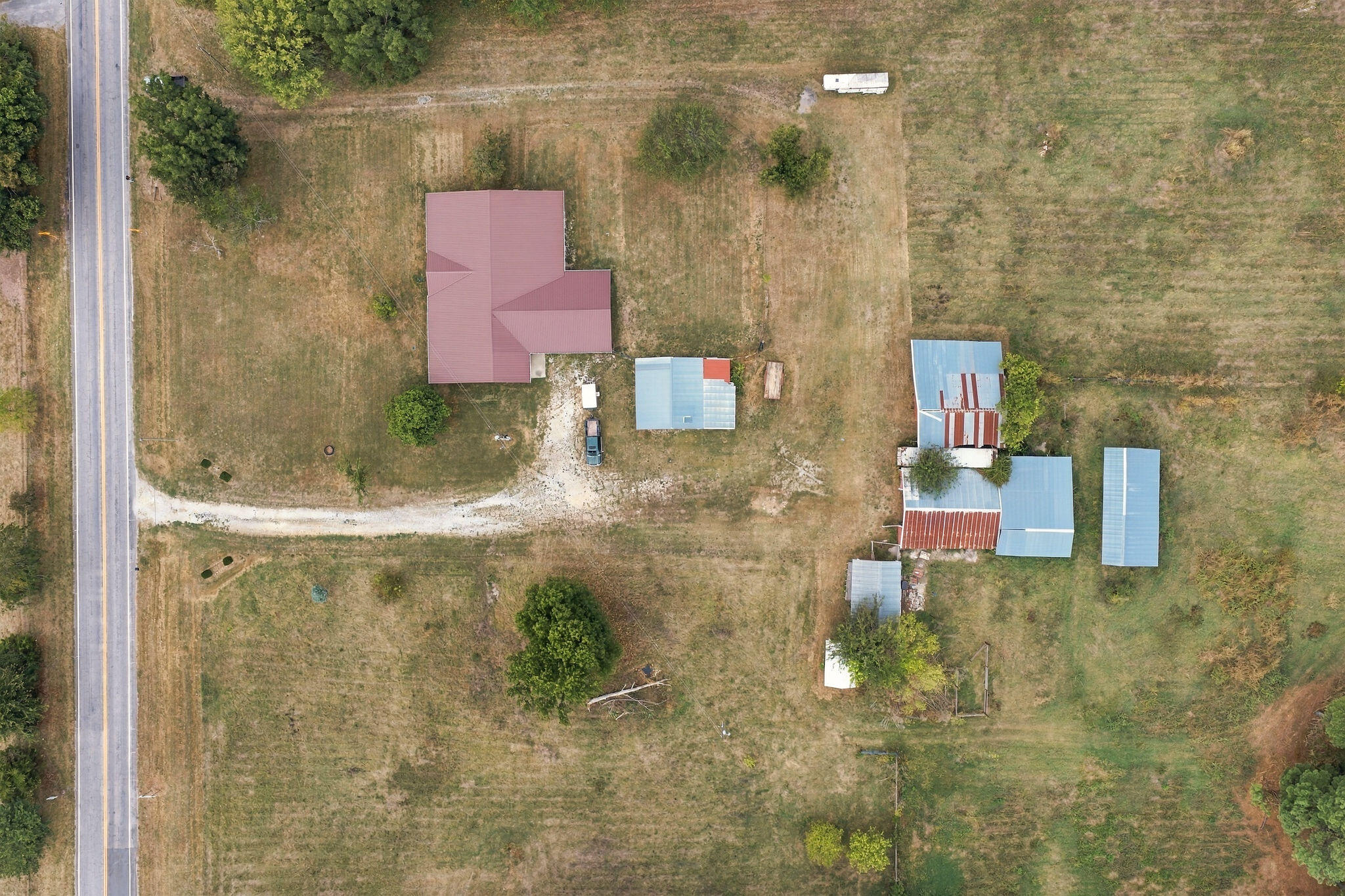 19116 Highway Zz Property Photo 3