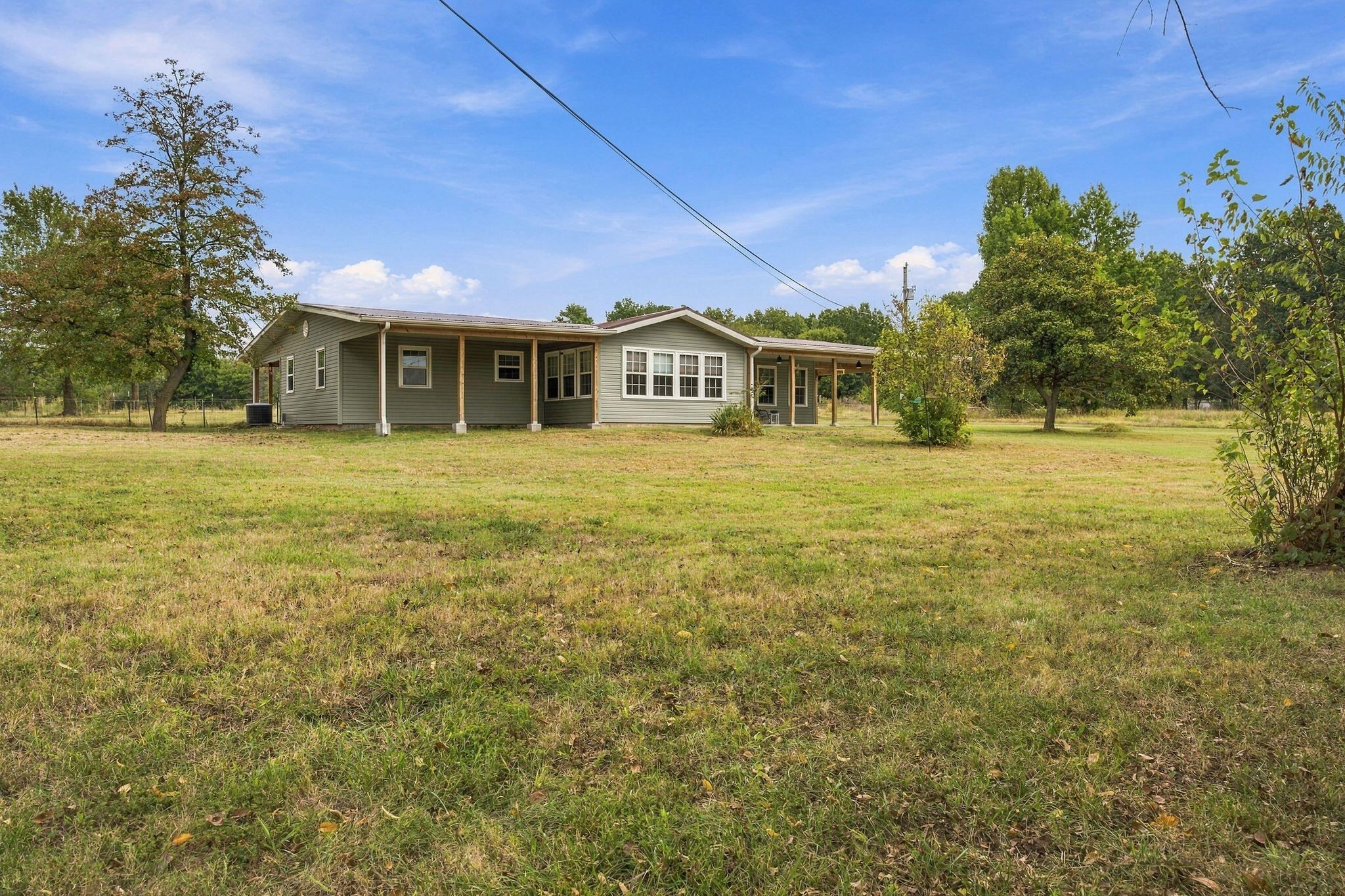 19116 Highway Zz Property Photo 4