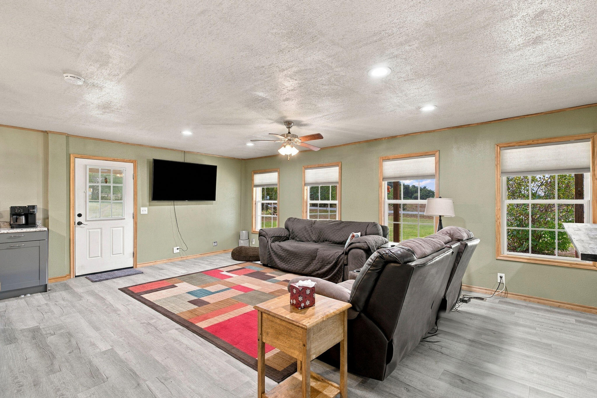 19116 Highway Zz Property Photo 8