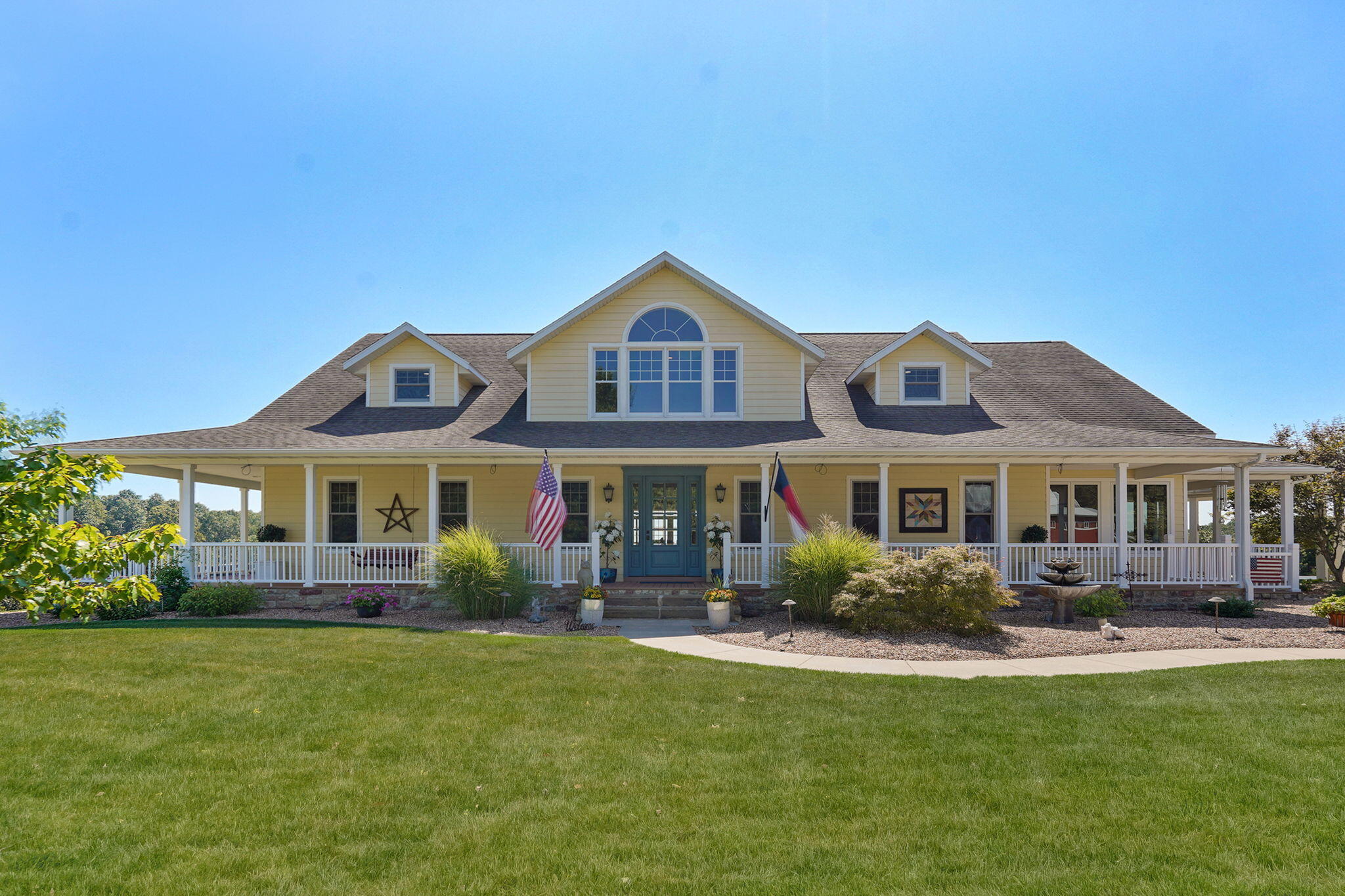 9492 State Highway U Property Photo 1