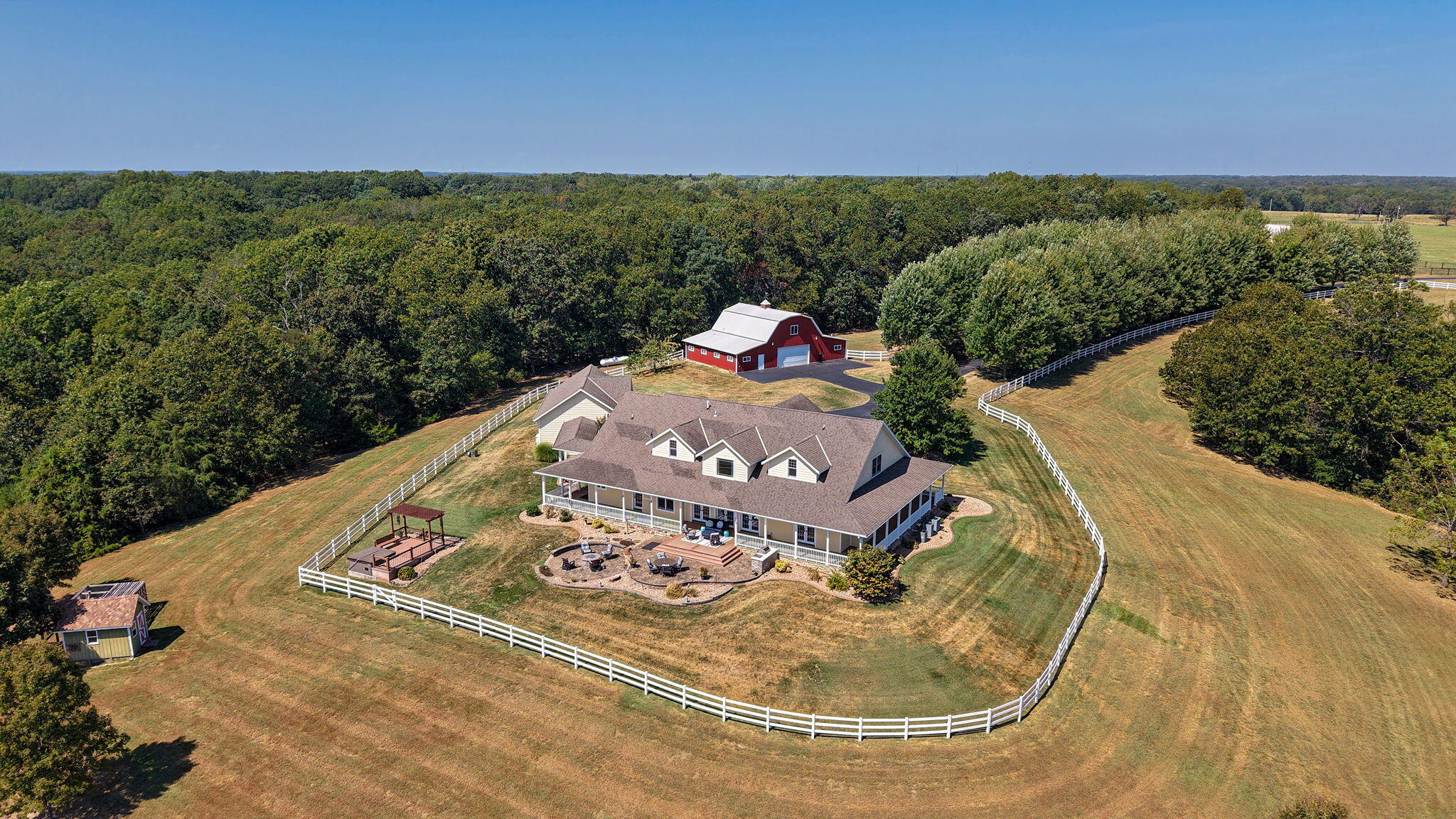 9492 State Highway U Property Photo 9
