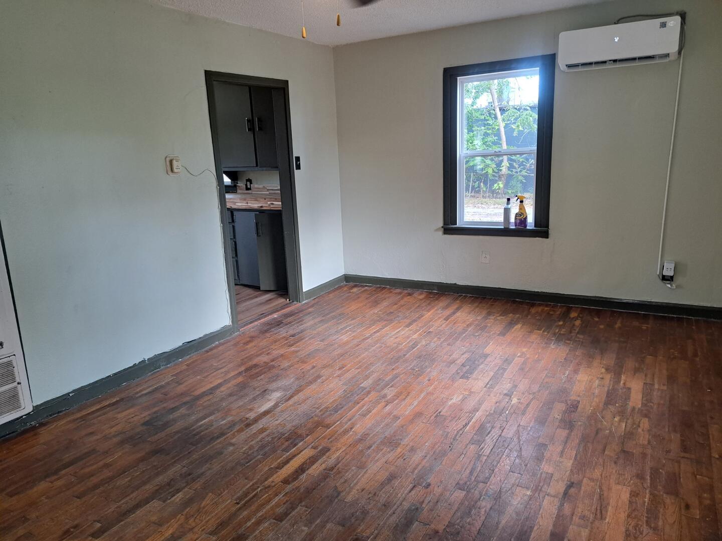 714 Murphy Avenue Property Photo 6