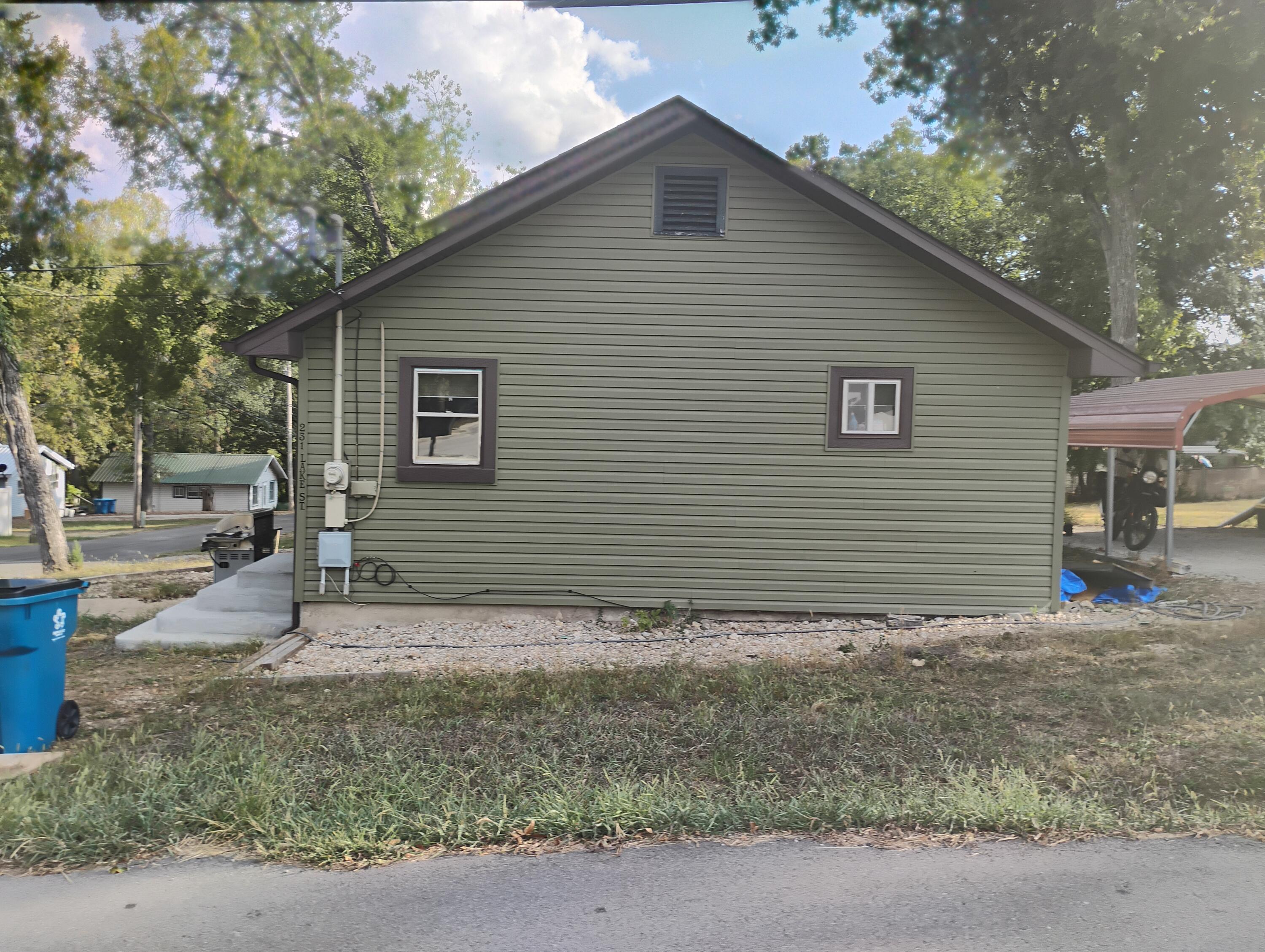 231 Lake Street Property Photo 3