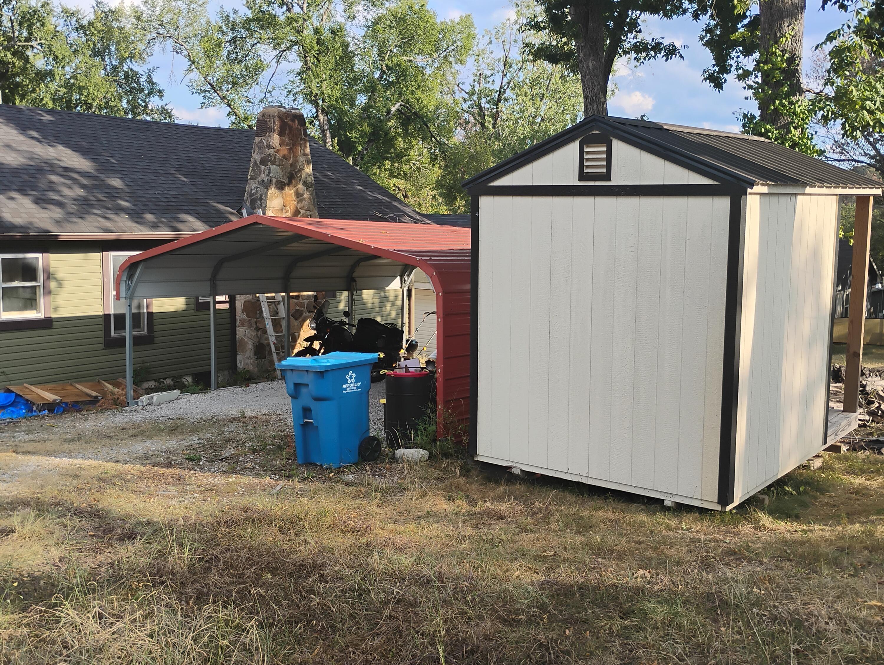 231 Lake Street Property Photo 4