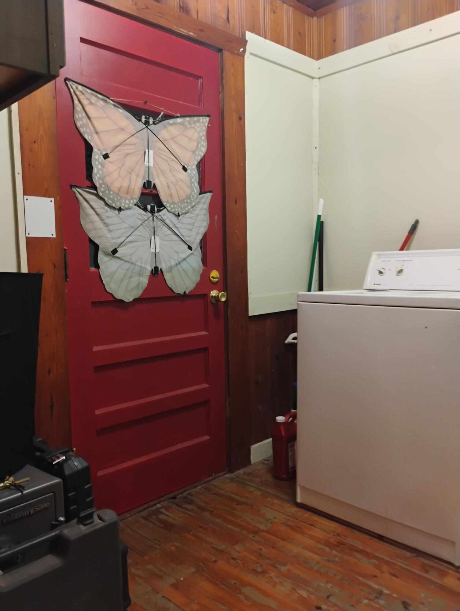 231 Lake Street Property Photo 14