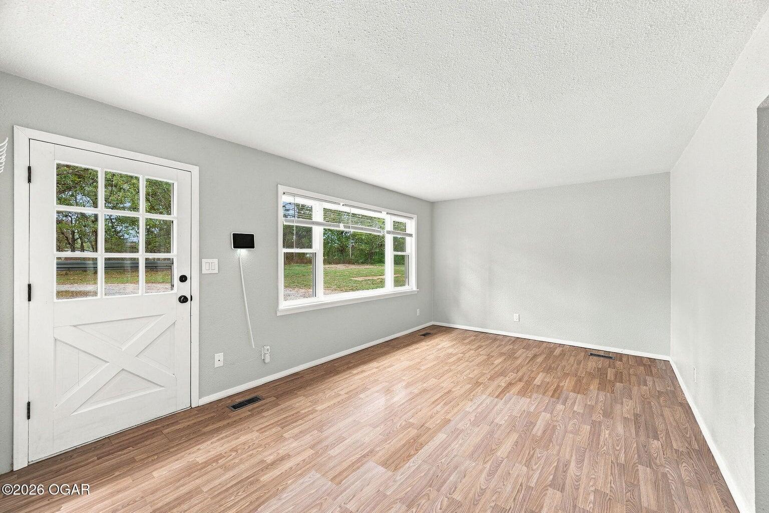 883 Lark Road Property Photo 5